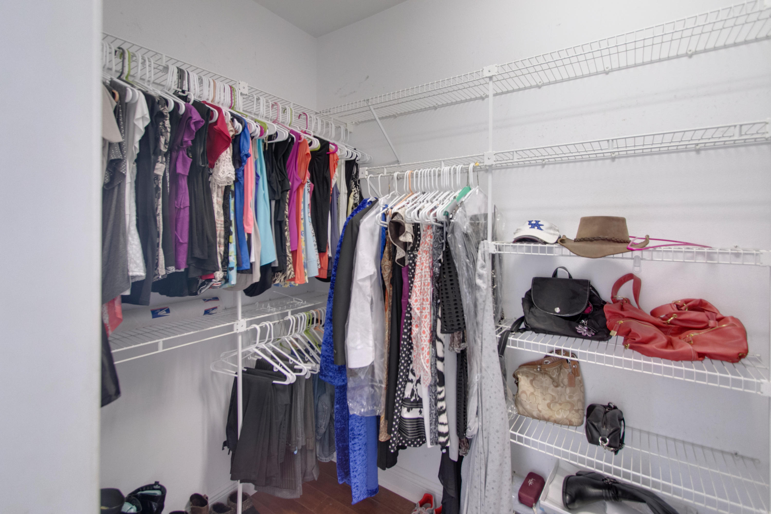 BRISTOL VILLAGE RAINTREE ESTATES - Residential