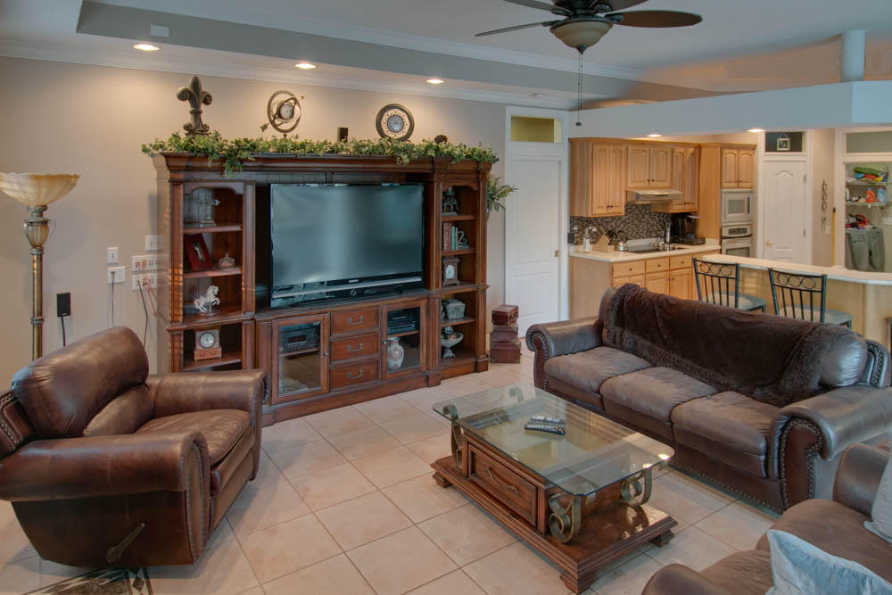 BRISTOL VILLAGE RAINTREE ESTATES - Residential