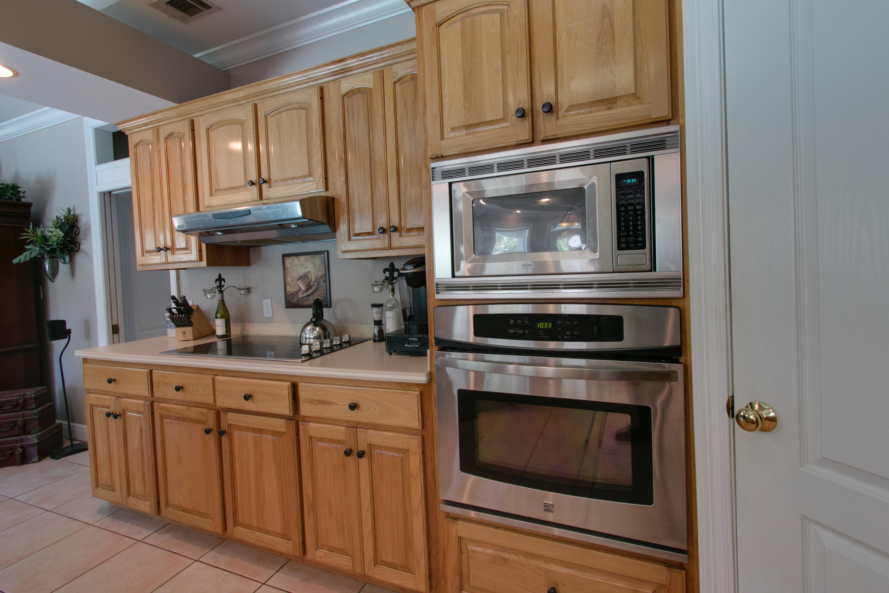 BRISTOL VILLAGE RAINTREE ESTATES - Residential