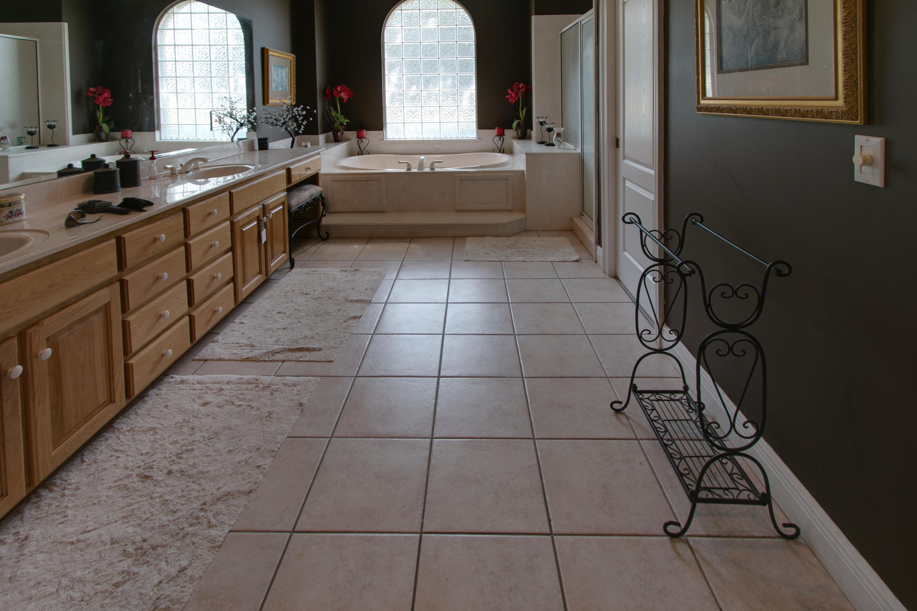 BRISTOL VILLAGE RAINTREE ESTATES - Residential