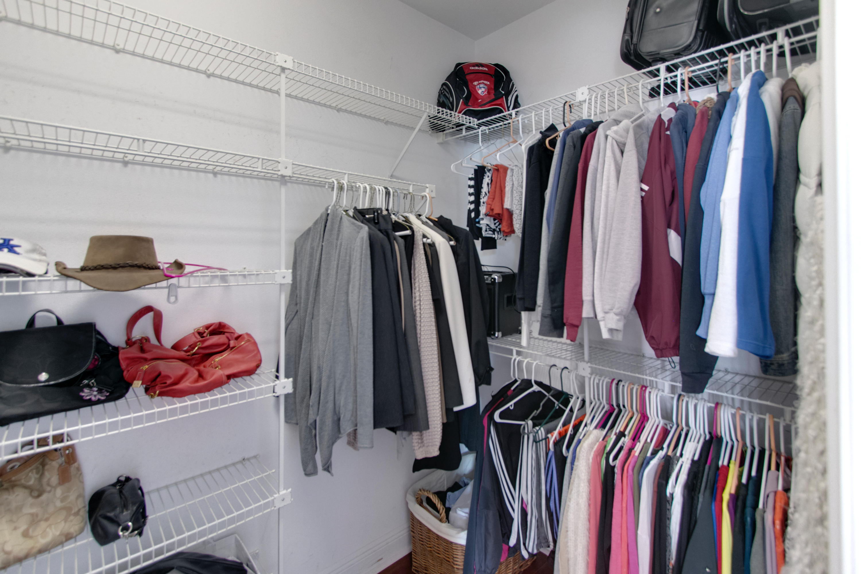 BRISTOL VILLAGE RAINTREE ESTATES - Residential