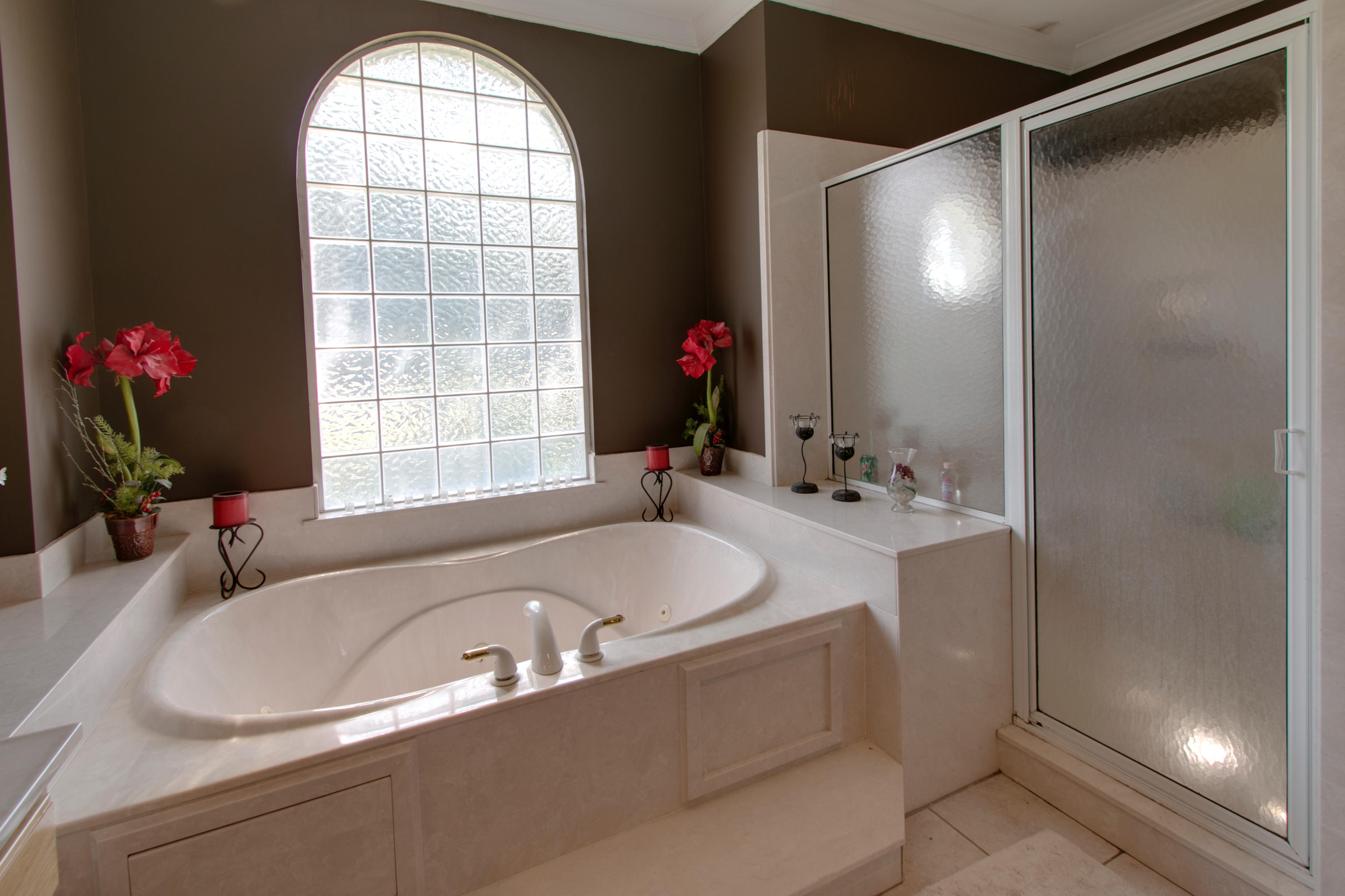 BRISTOL VILLAGE RAINTREE ESTATES - Residential