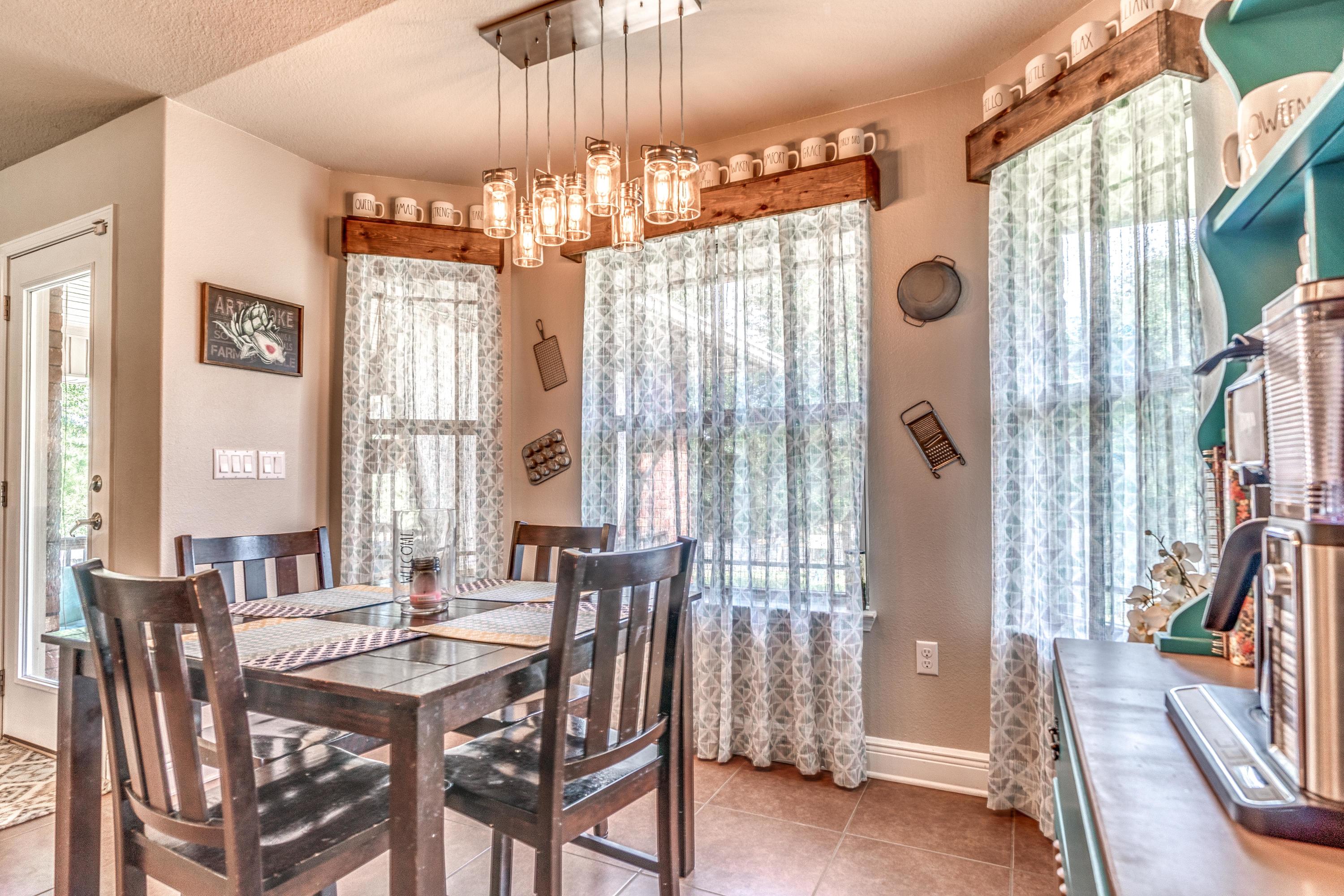 SILVER CREEK ESTATES - Residential