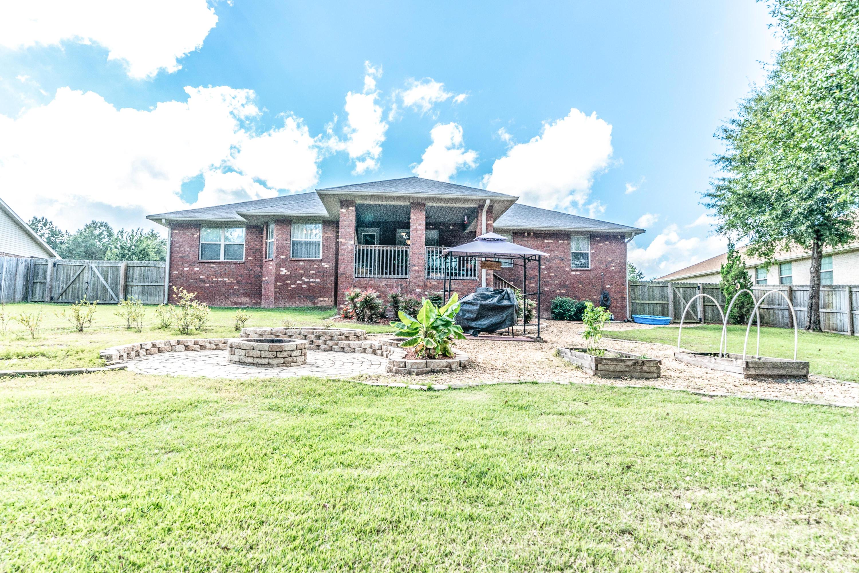 SILVER CREEK ESTATES - Residential