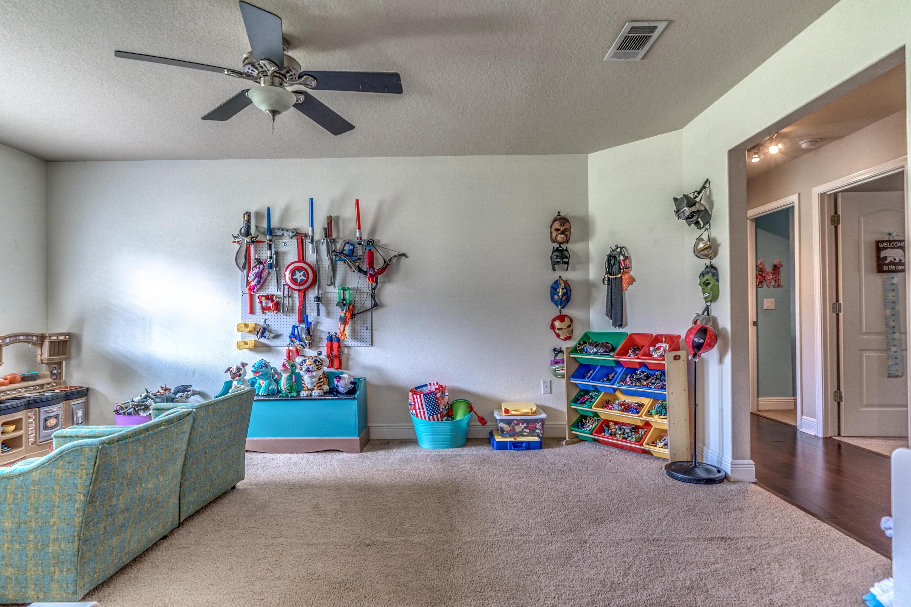 SILVER CREEK ESTATES - Residential