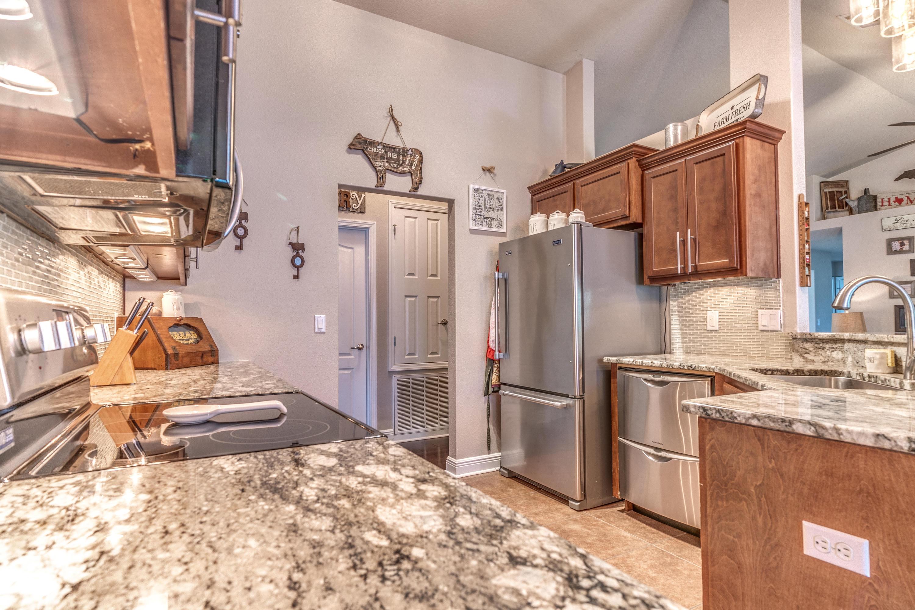 SILVER CREEK ESTATES - Residential