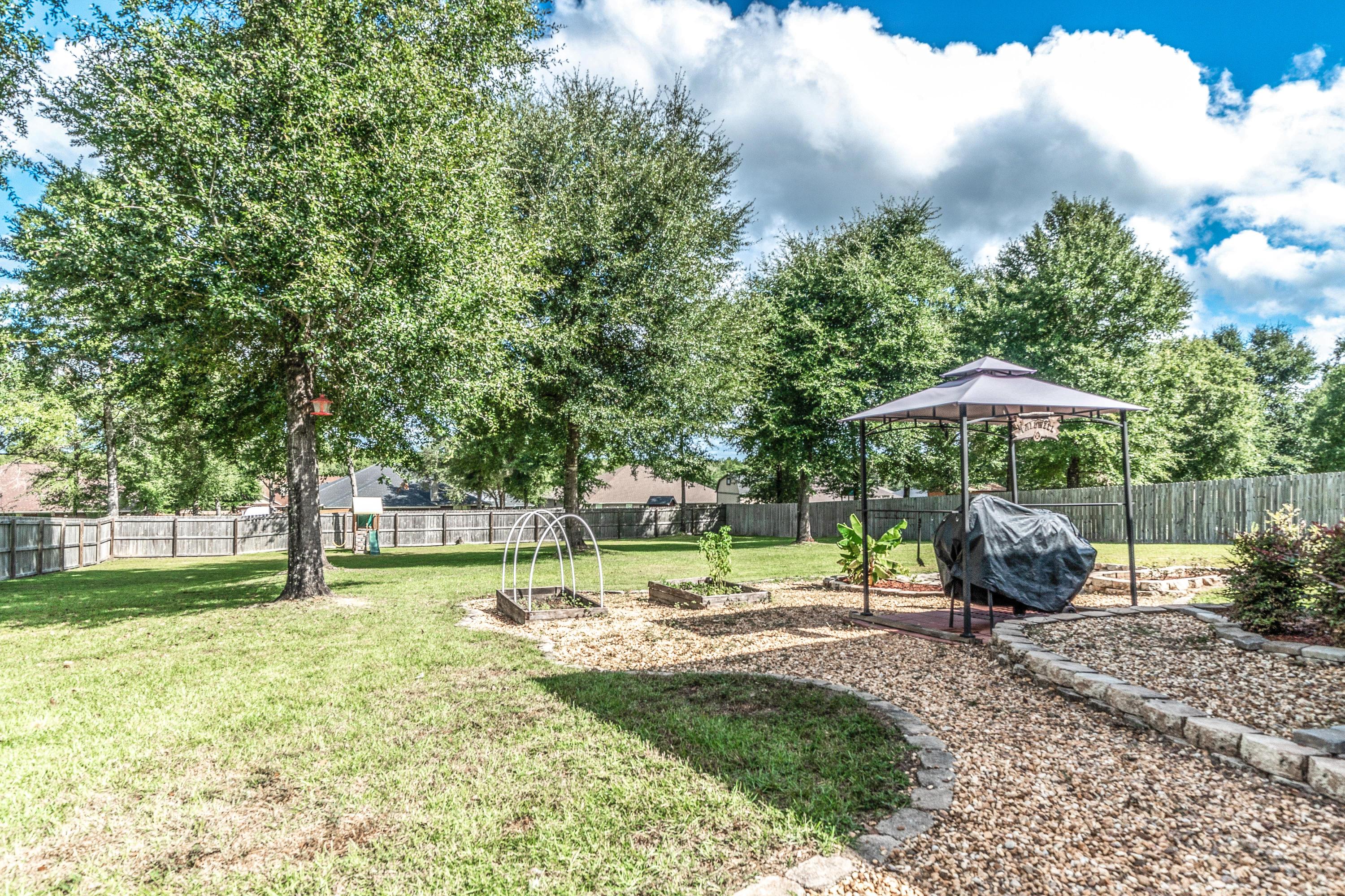 SILVER CREEK ESTATES - Residential