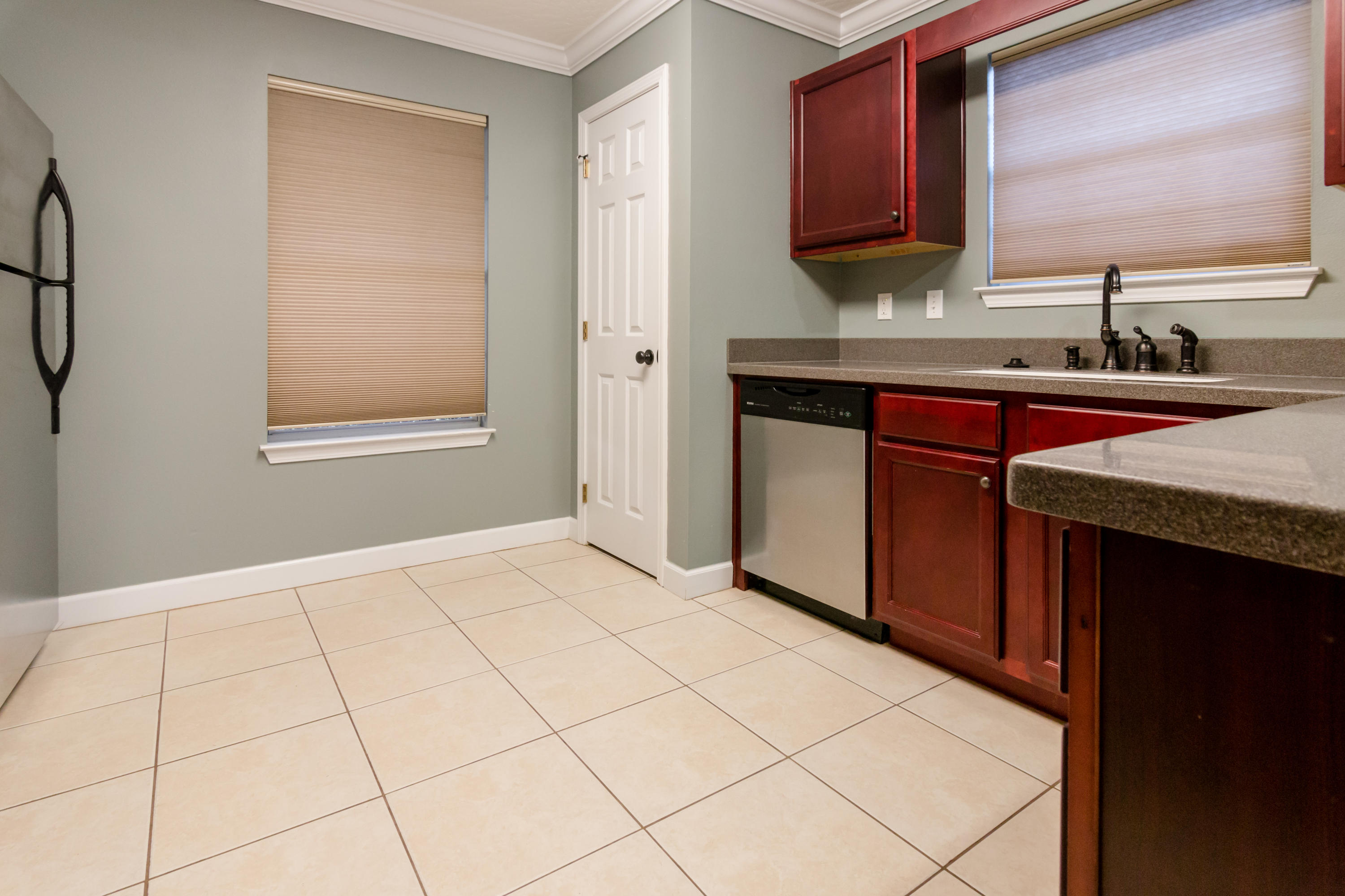 WYNNEHAVEN BEACH ESTATES - Residential