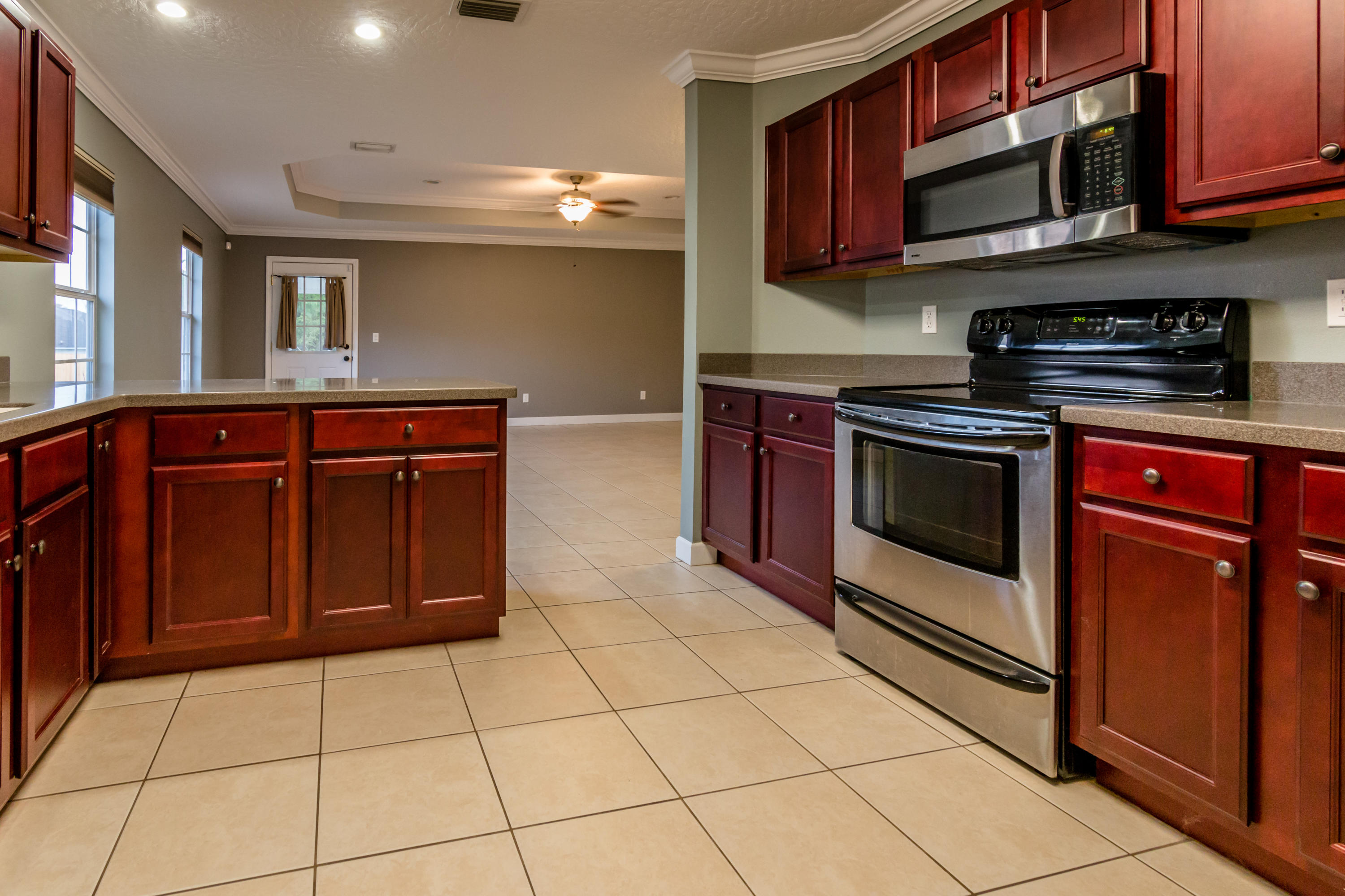 WYNNEHAVEN BEACH ESTATES - Residential