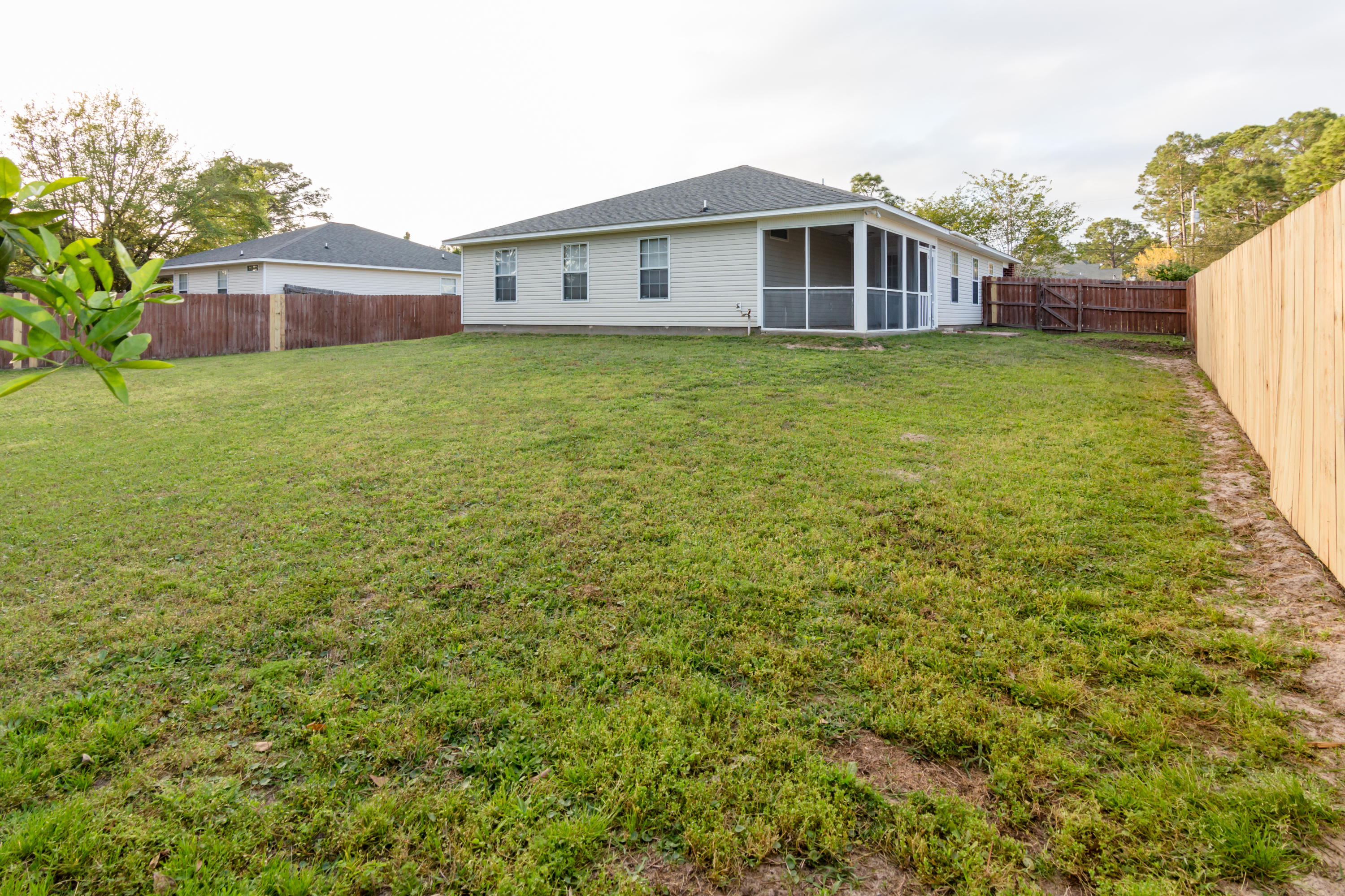 WYNNEHAVEN BEACH ESTATES - Residential