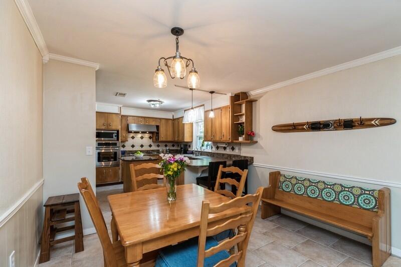 KENWOOD 2ND ADD LOT 30 BLK D - Residential