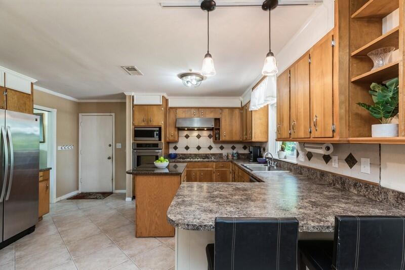 KENWOOD 2ND ADD LOT 30 BLK D - Residential