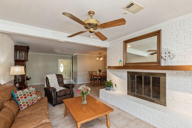 KENWOOD 2ND ADD LOT 30 BLK D - Residential