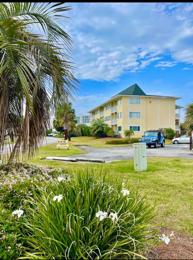 ISLAND HOME CONDO - Residential