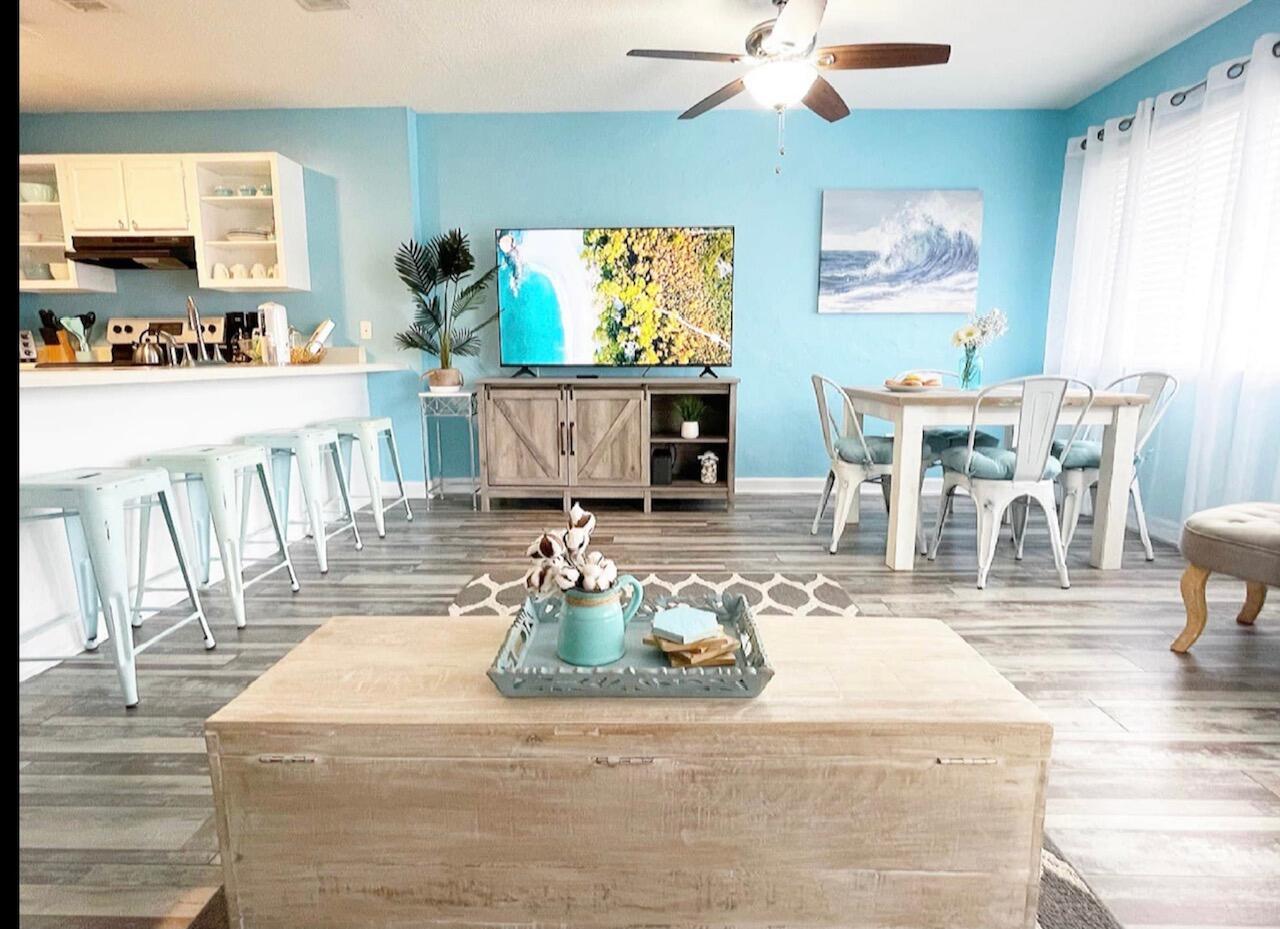 ISLAND HOME CONDO - Residential