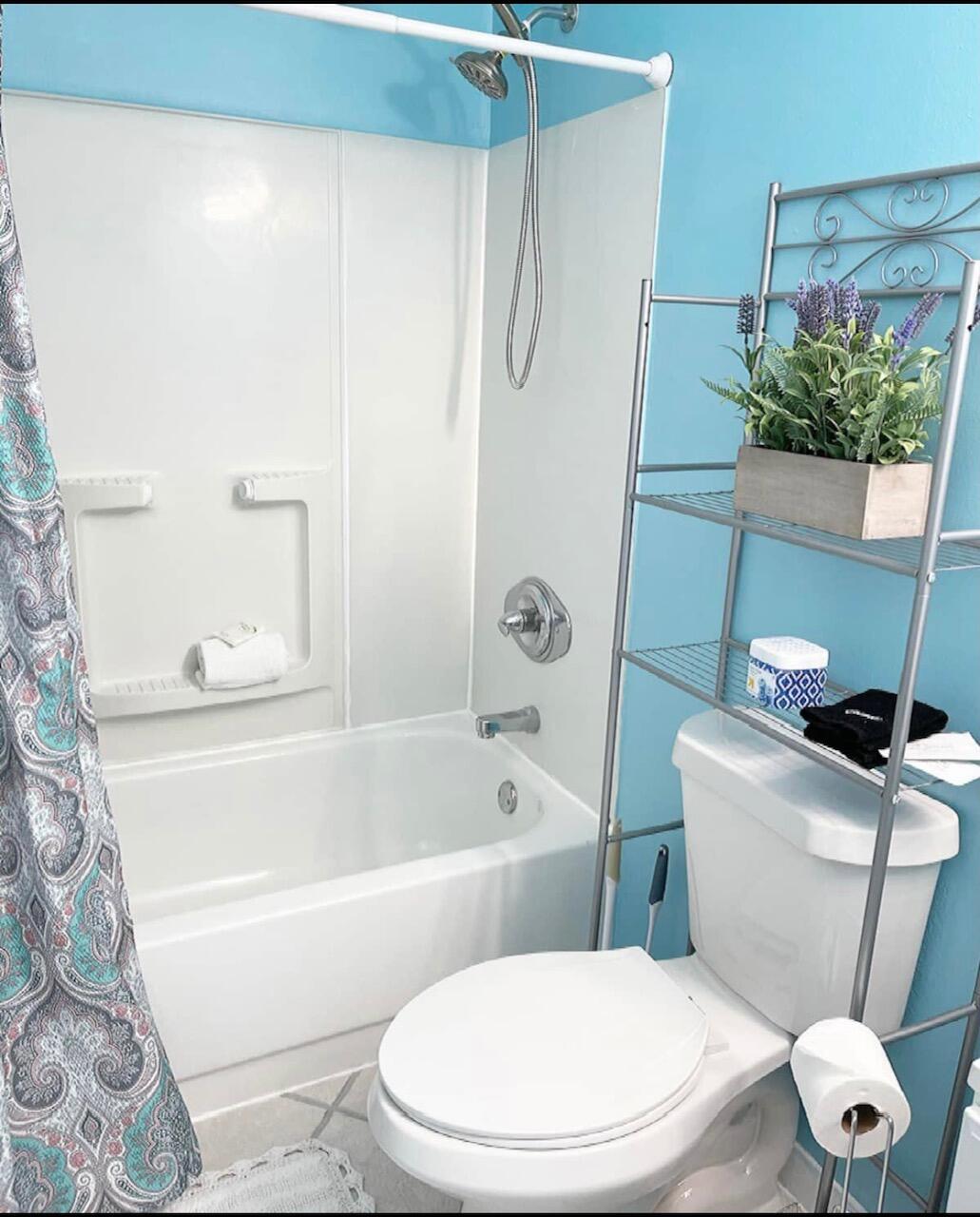 ISLAND HOME CONDO - Residential