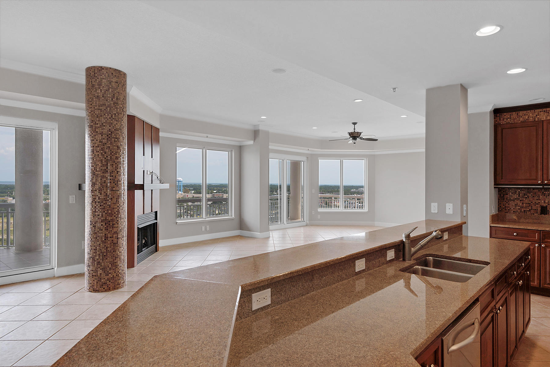 HARBOR LANDING - Residential