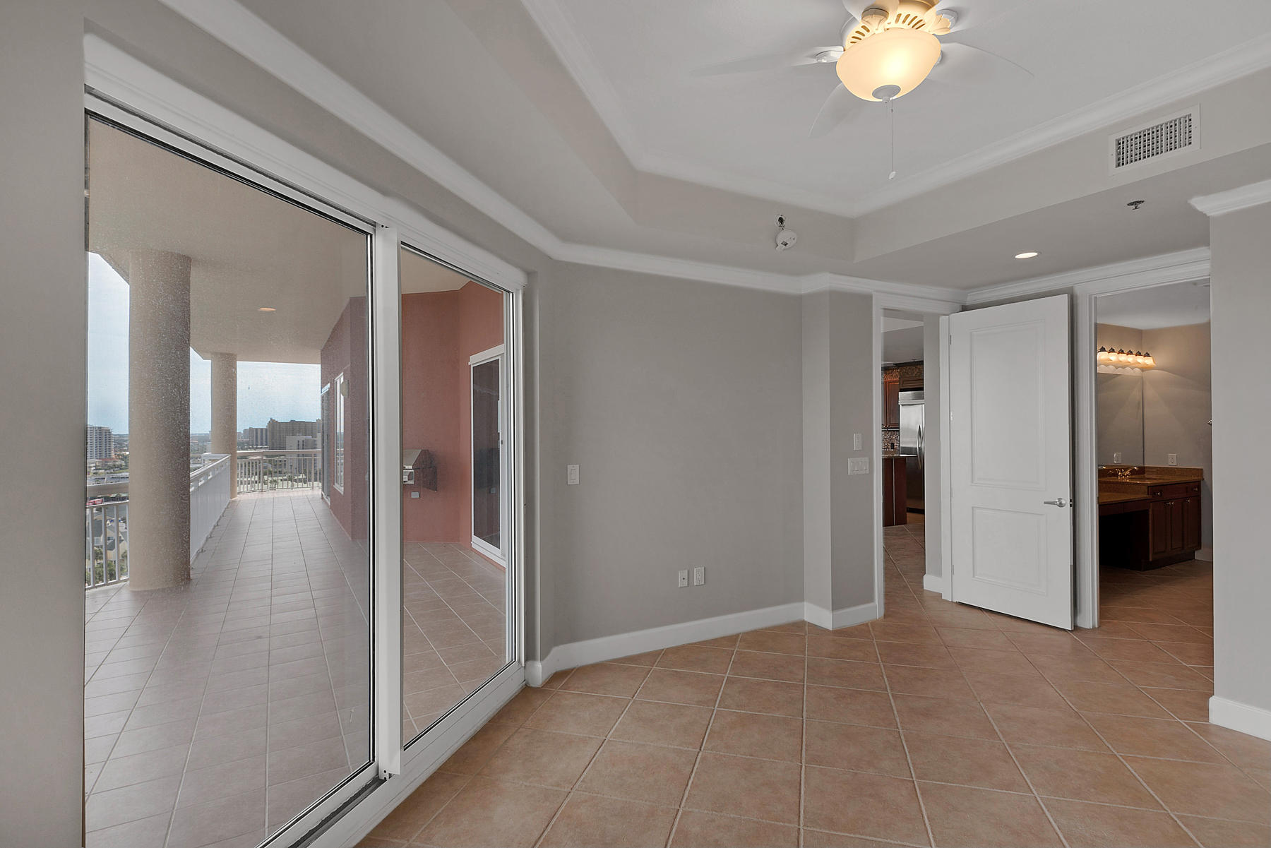 HARBOR LANDING - Residential