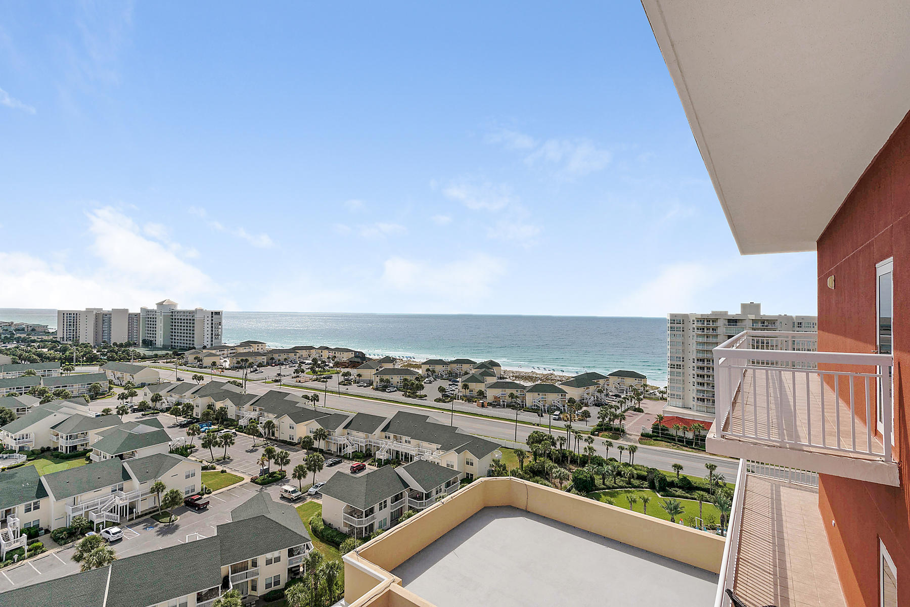 HARBOR LANDING - Residential