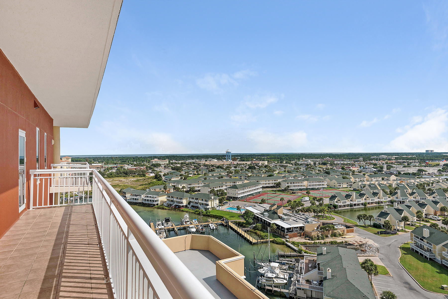 HARBOR LANDING - Residential