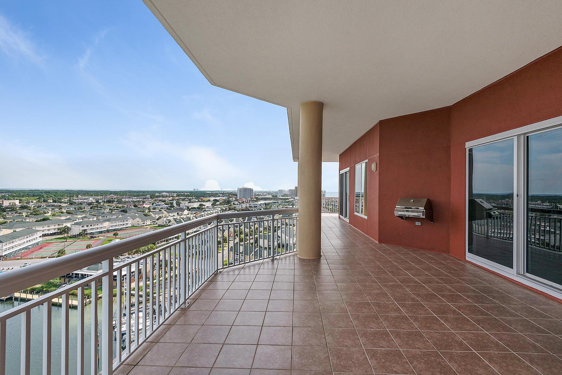 HARBOR LANDING - Residential