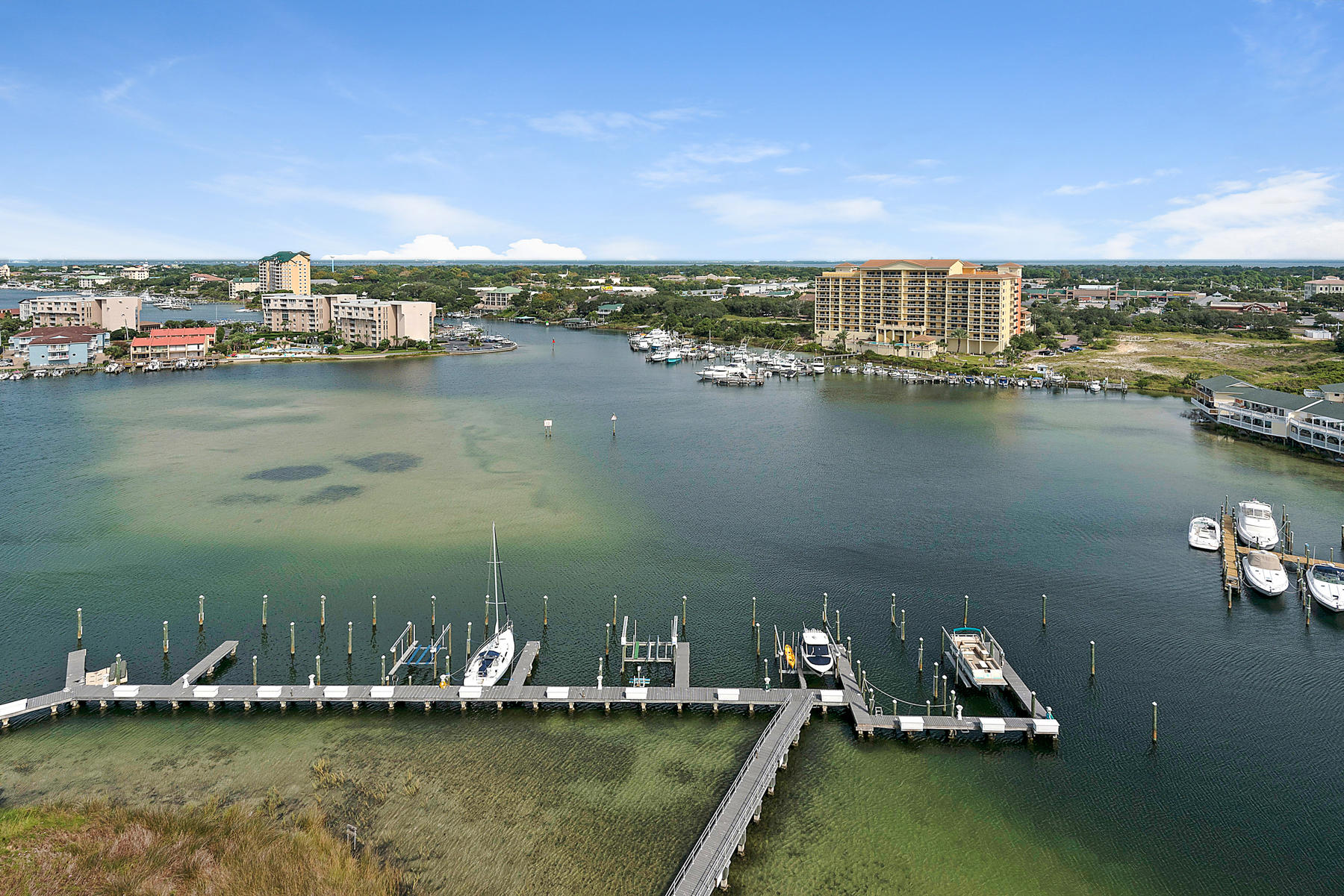 HARBOR LANDING - Residential