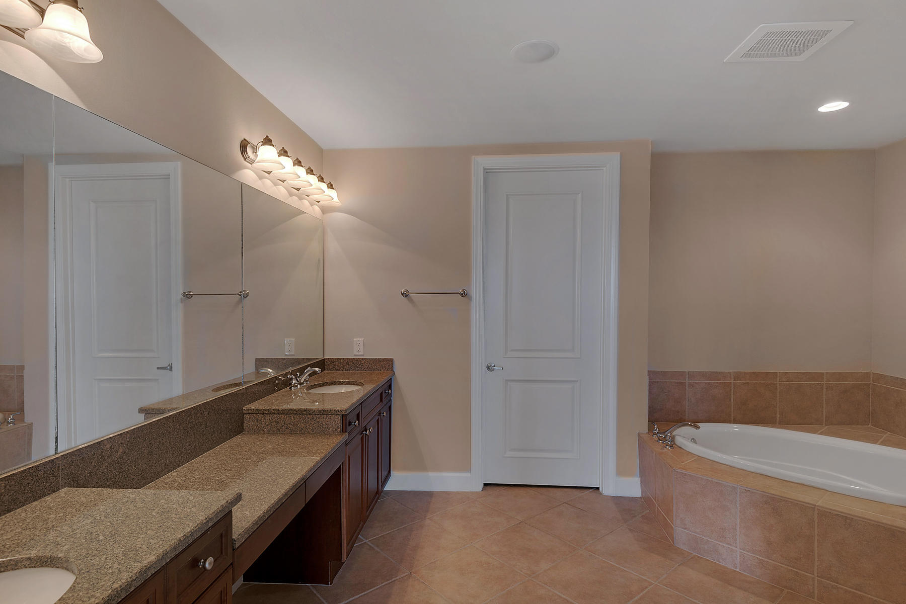 HARBOR LANDING - Residential