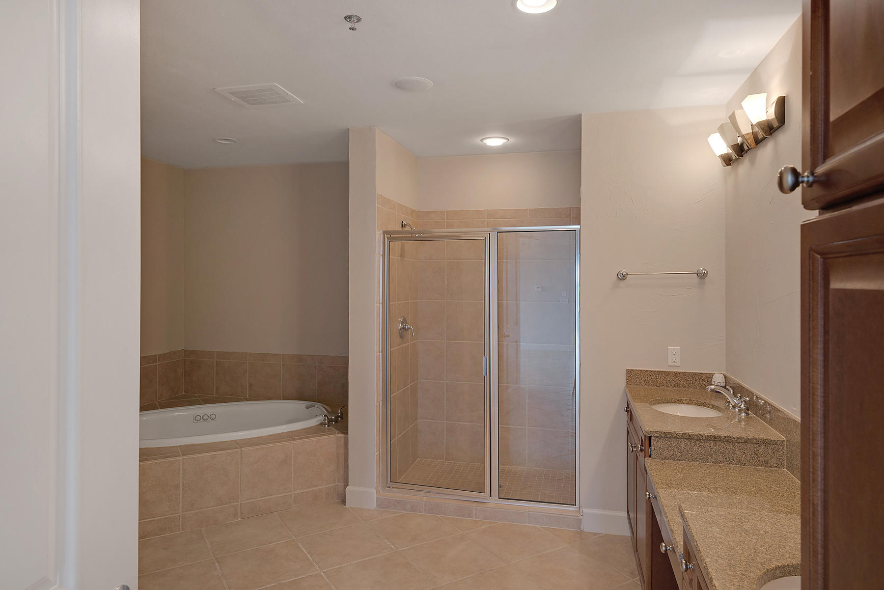 HARBOR LANDING - Residential