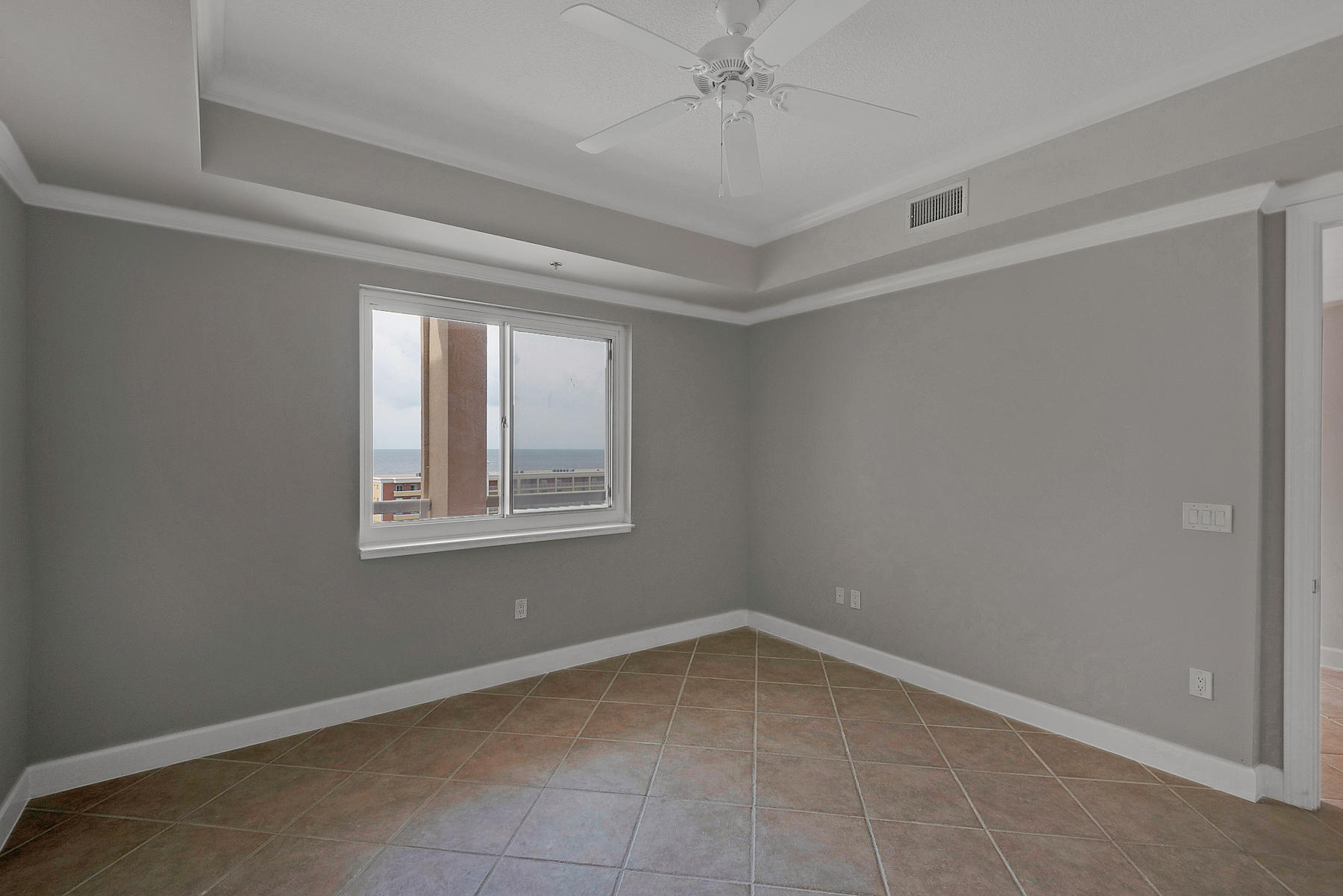 HARBOR LANDING - Residential