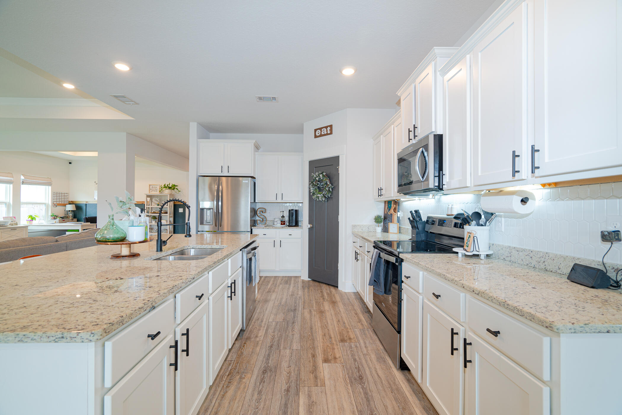 FOREST BAY ESTATES - Residential