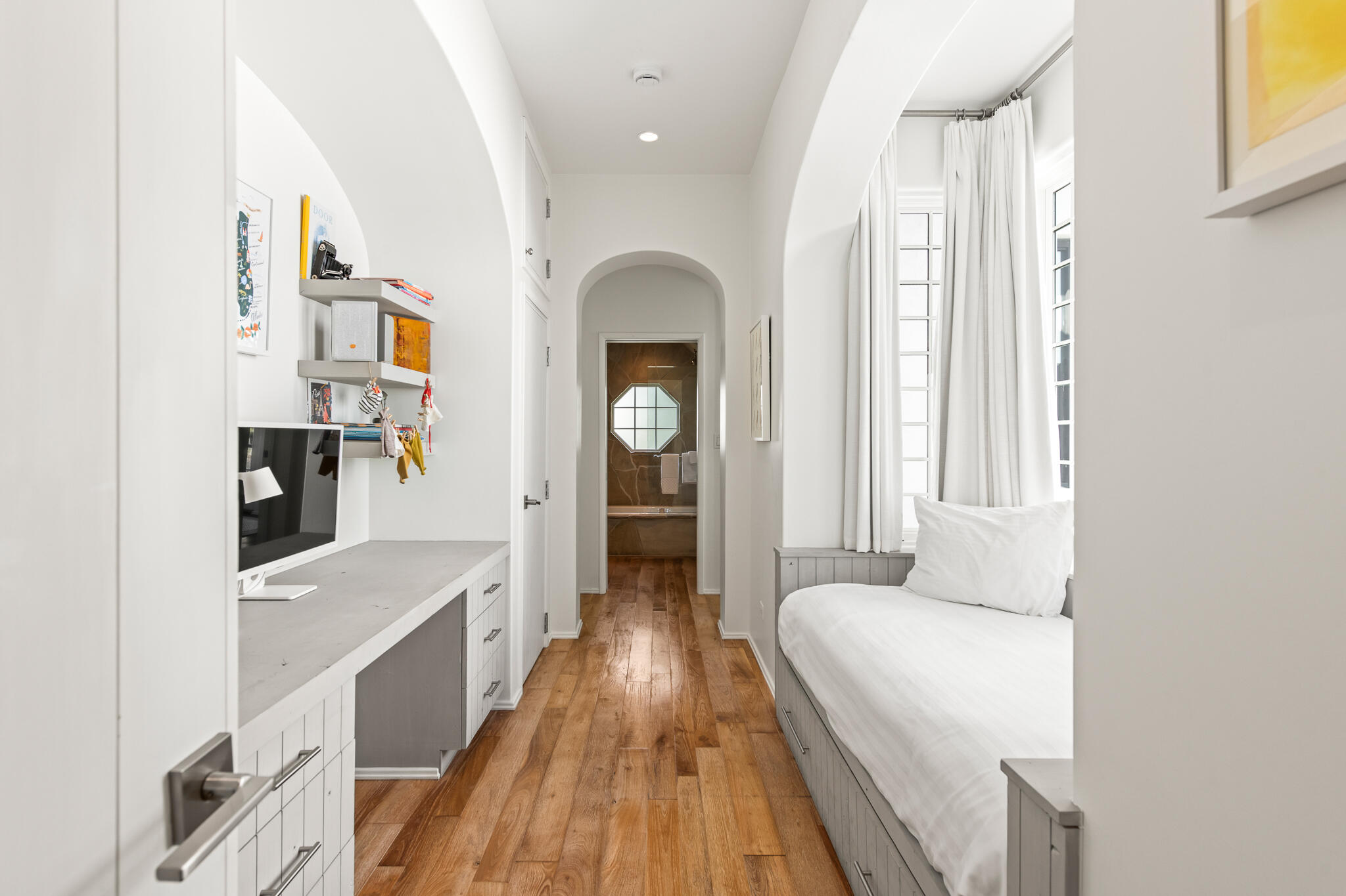 ALYS BEACH - Residential