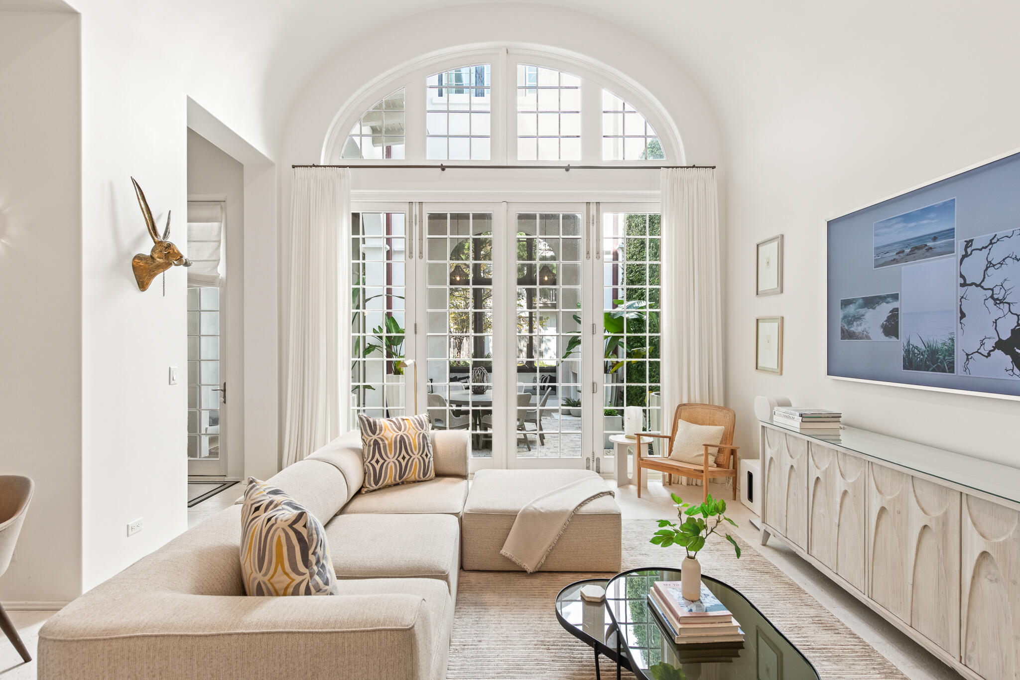 ALYS BEACH - Residential