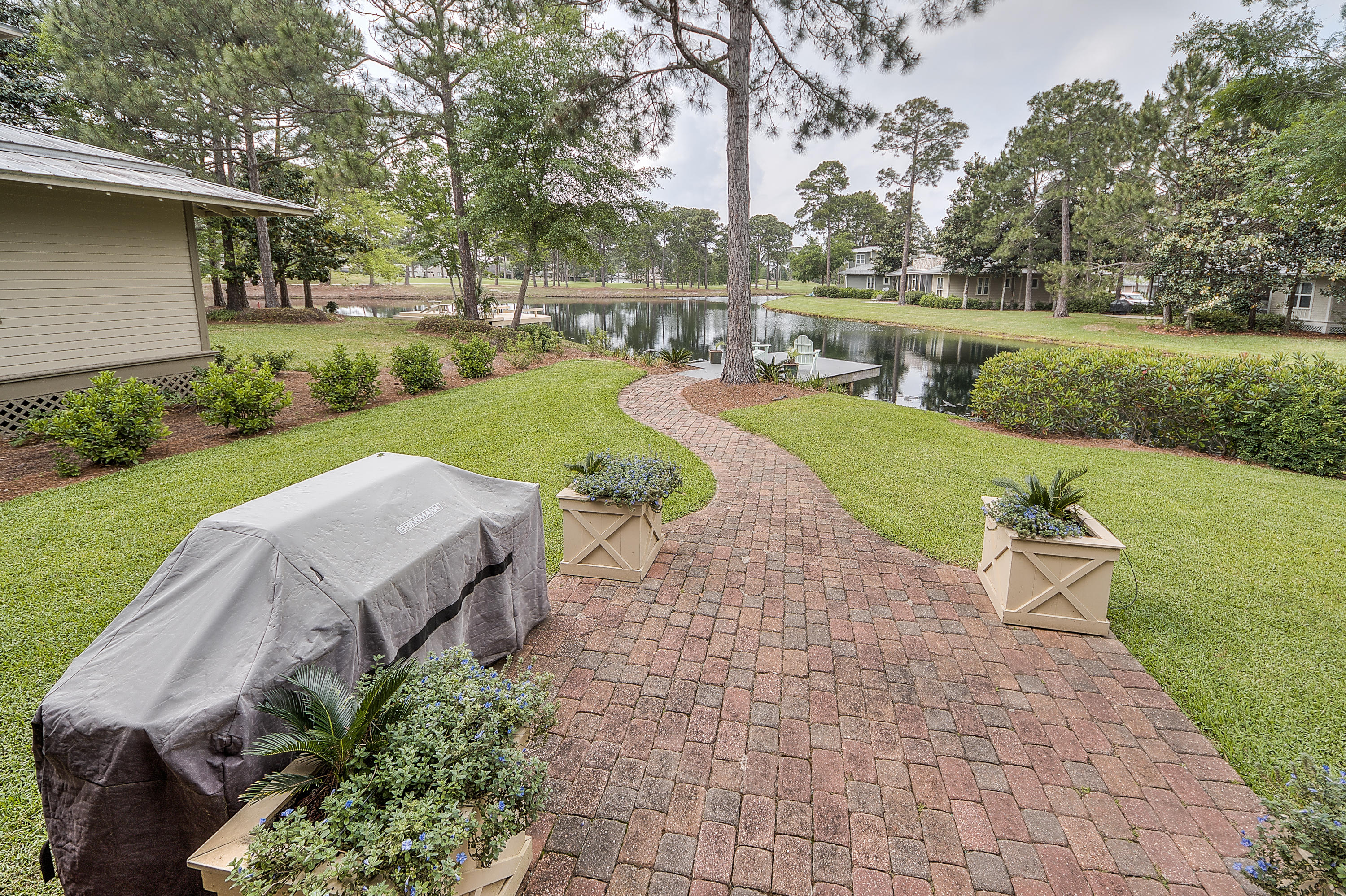 PRESTWICK PLACE - Residential