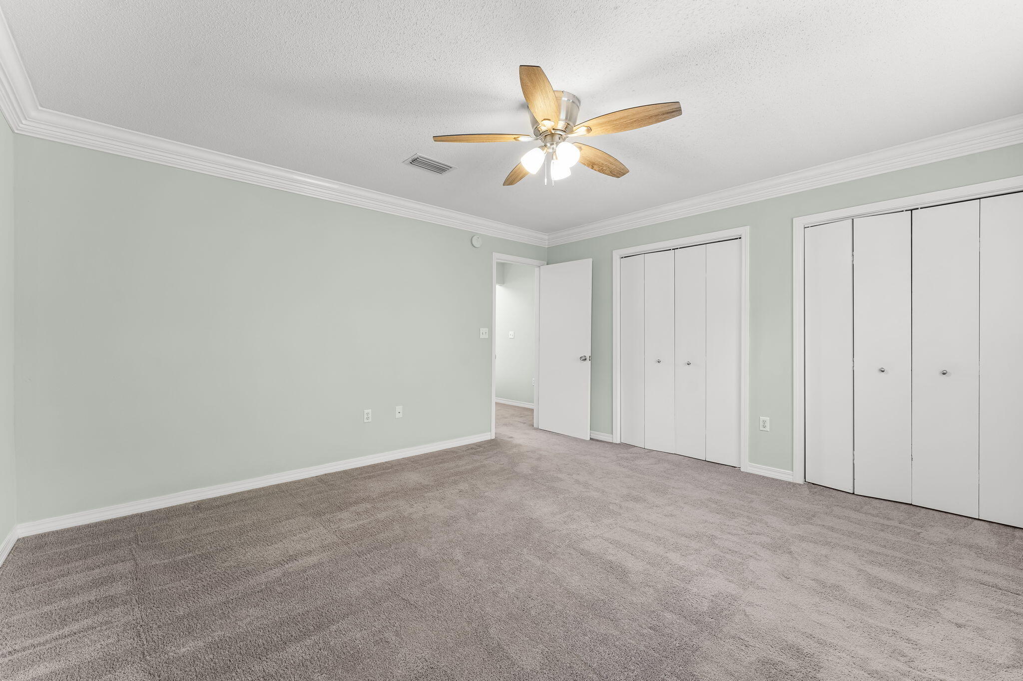ESCADA - Residential Lease