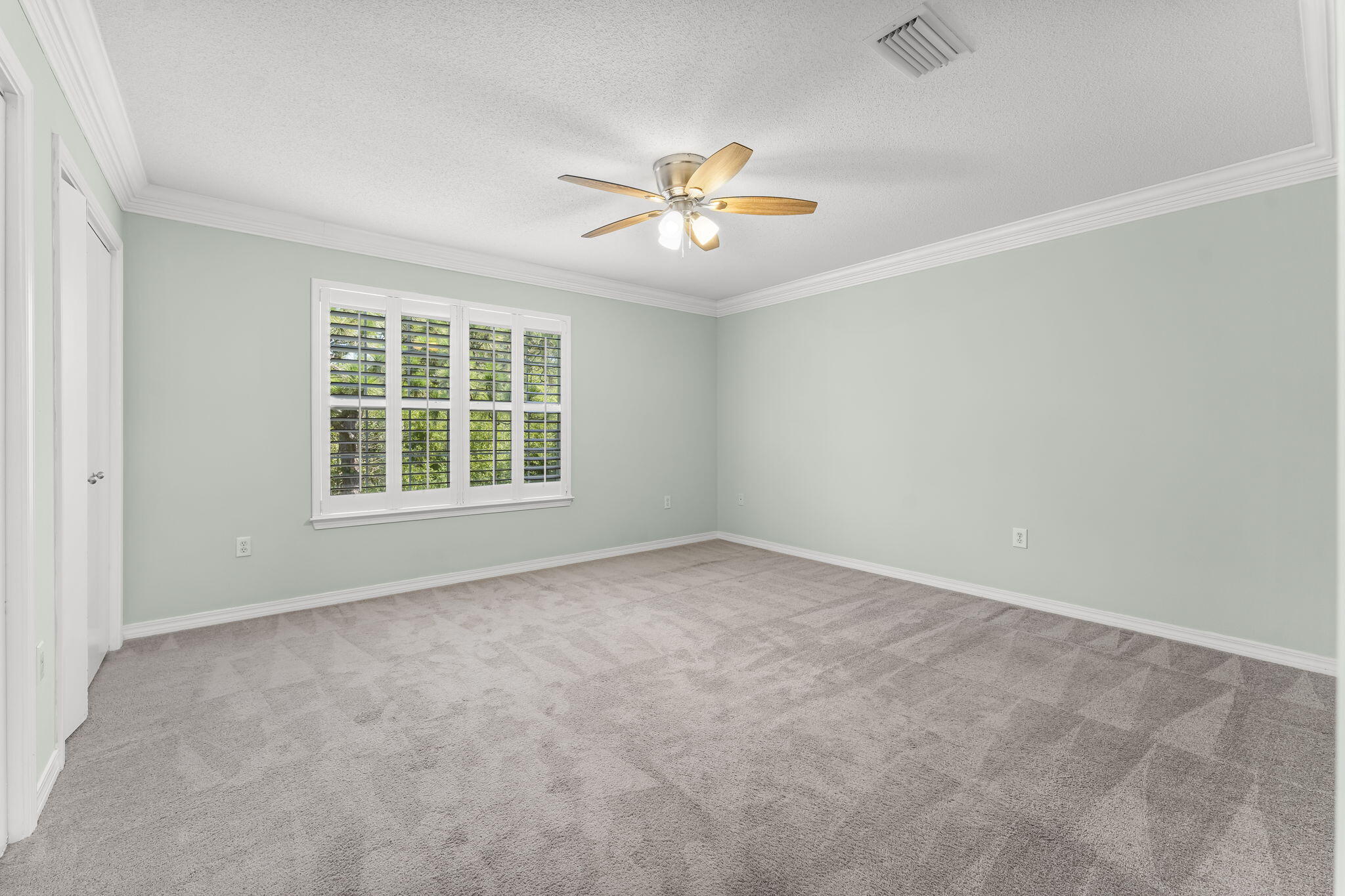 ESCADA - Residential Lease