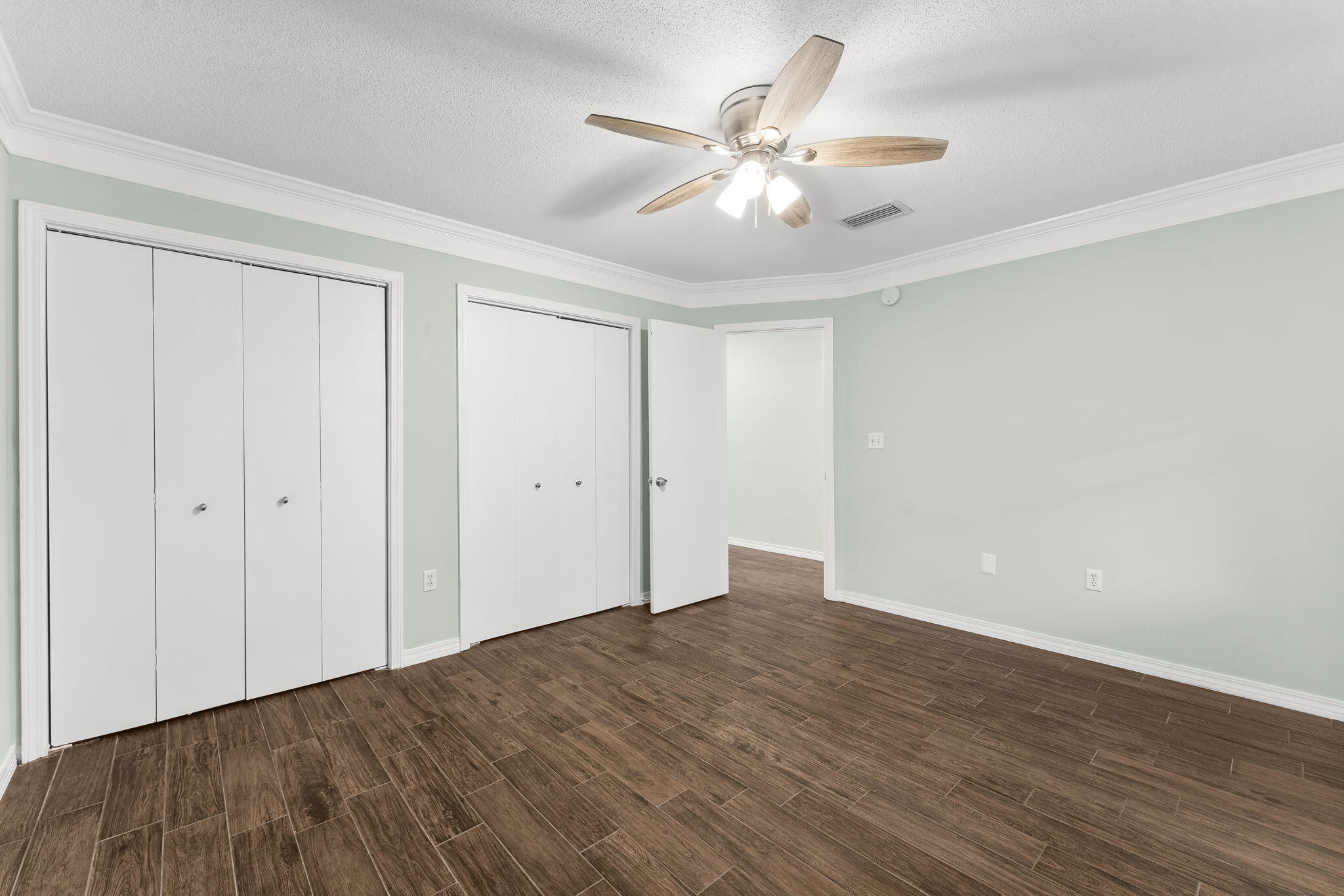 ESCADA - Residential Lease