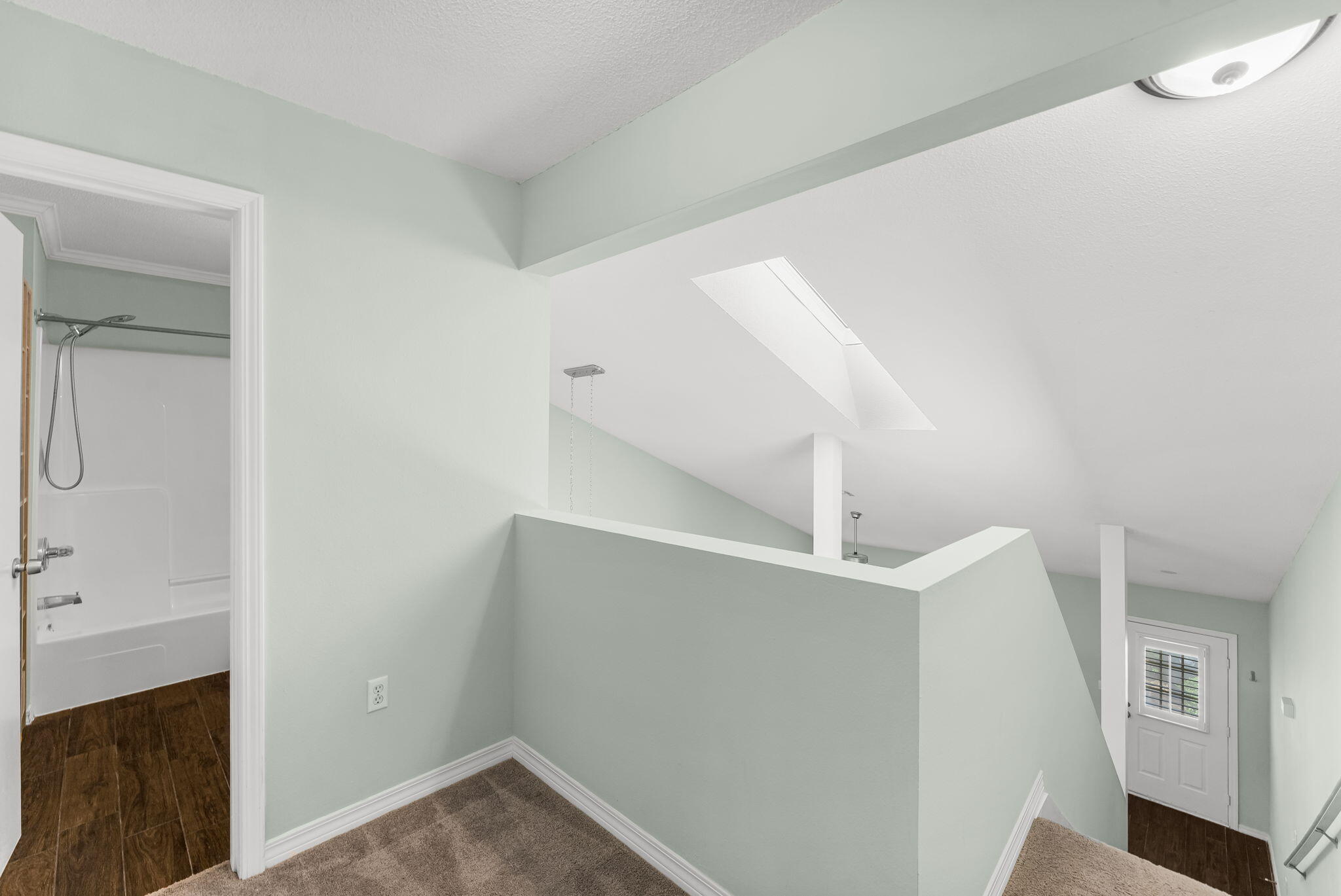 ESCADA - Residential Lease
