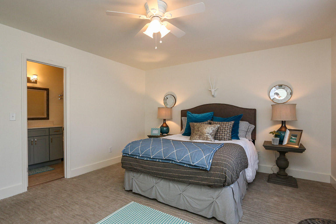 Lakewood Townhomes - Residential