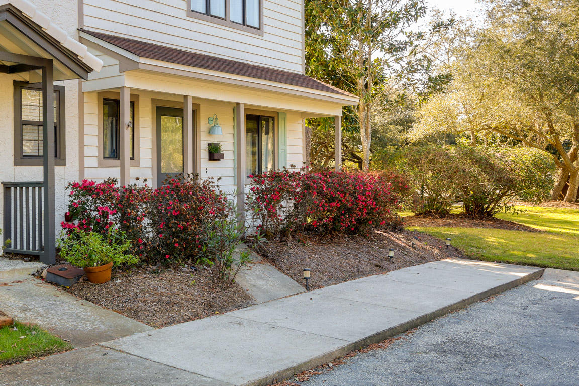 Lakewood Townhomes - Residential