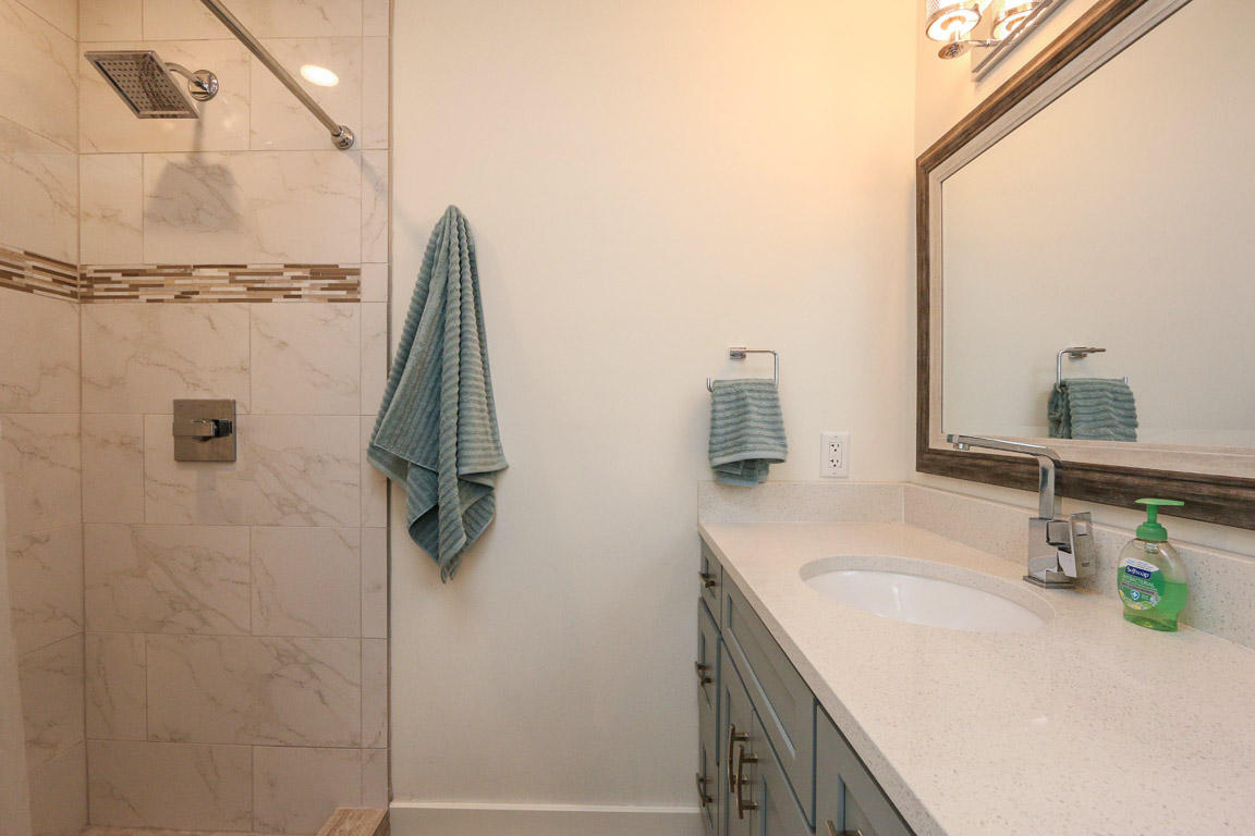 Lakewood Townhomes - Residential