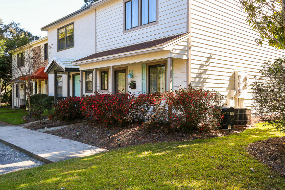 Lakewood Townhomes - Residential