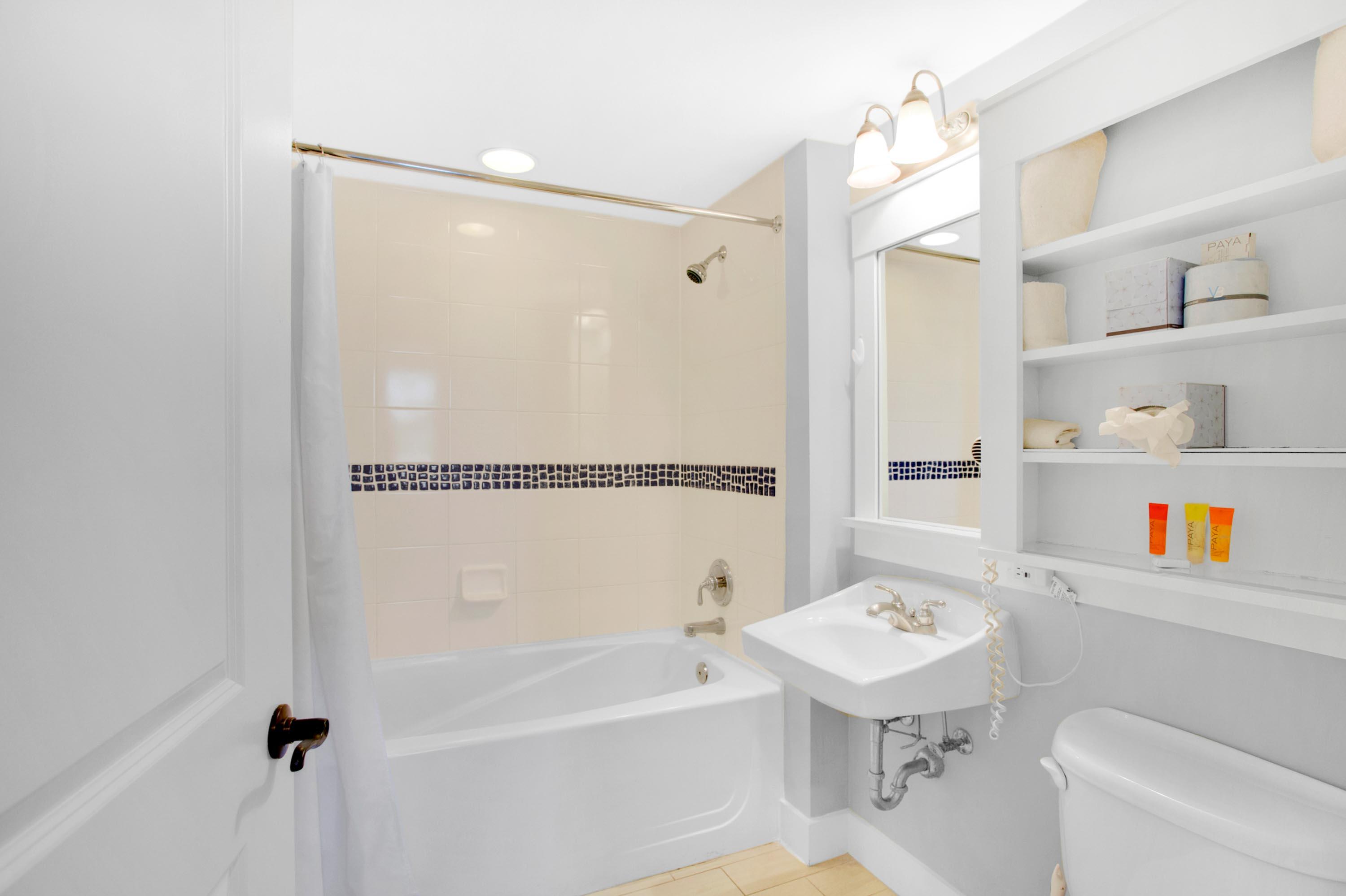 OBSERVATION POINT - Residential