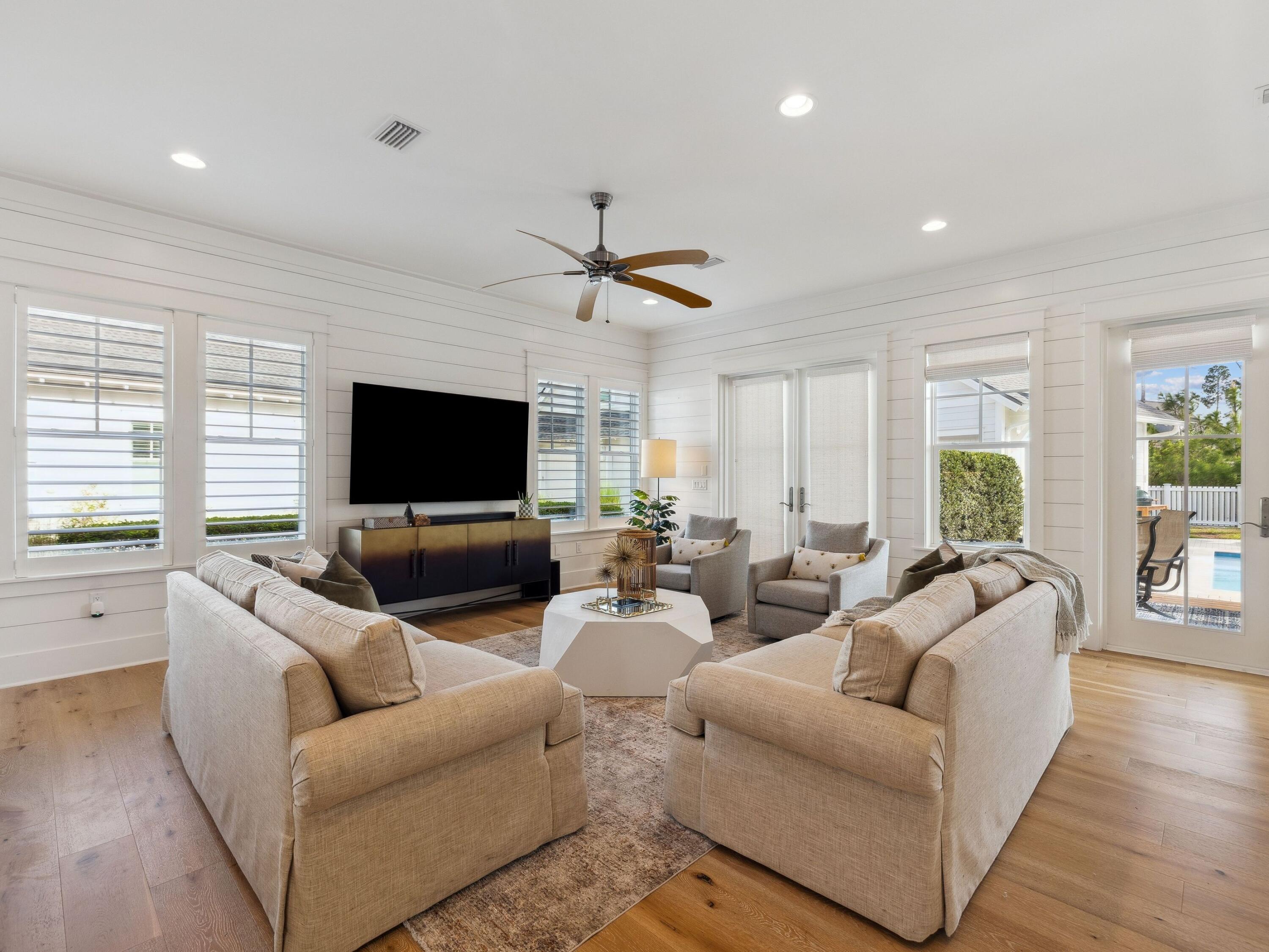 WATERSOUND ORIGINS - Residential