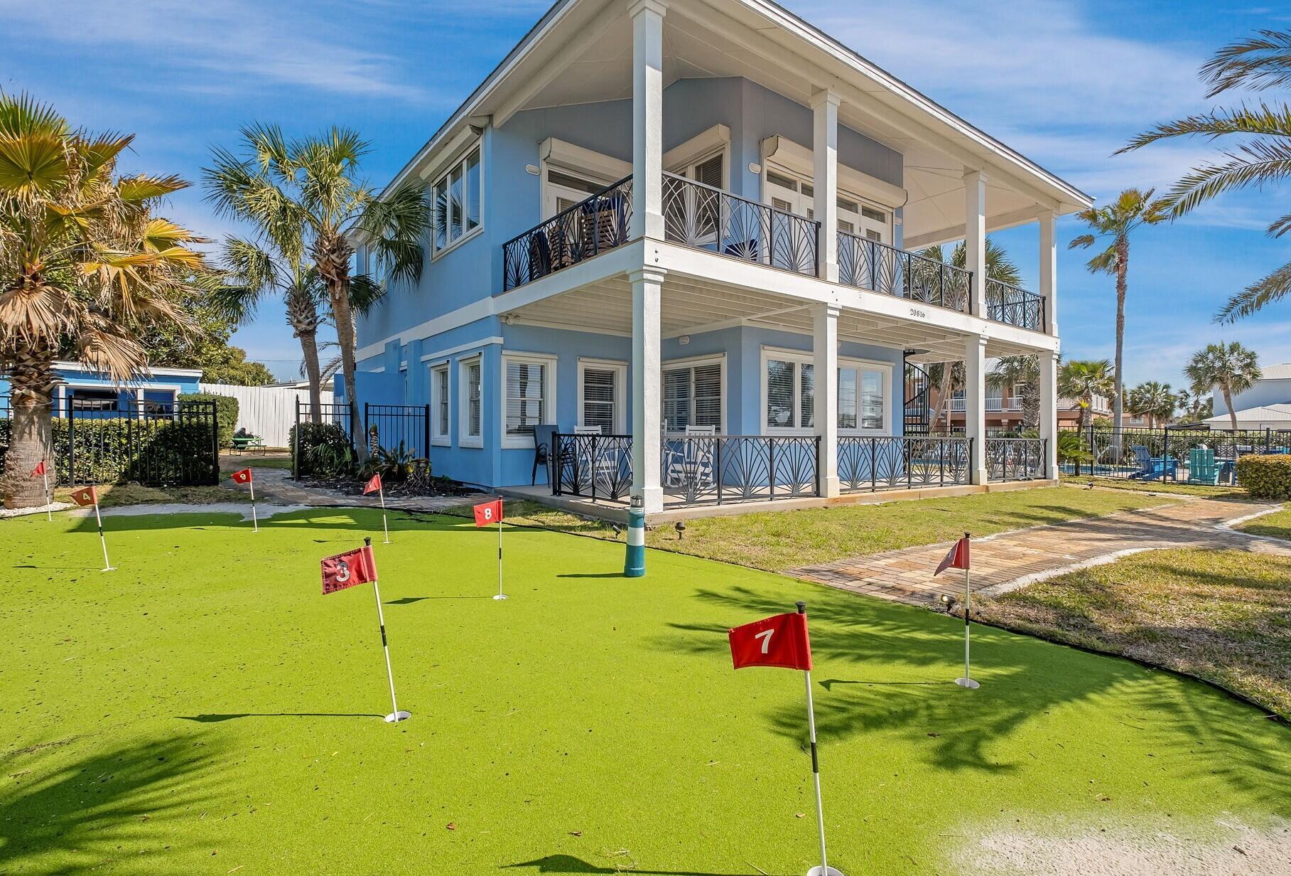 SANTA MONICA BEACH - Residential