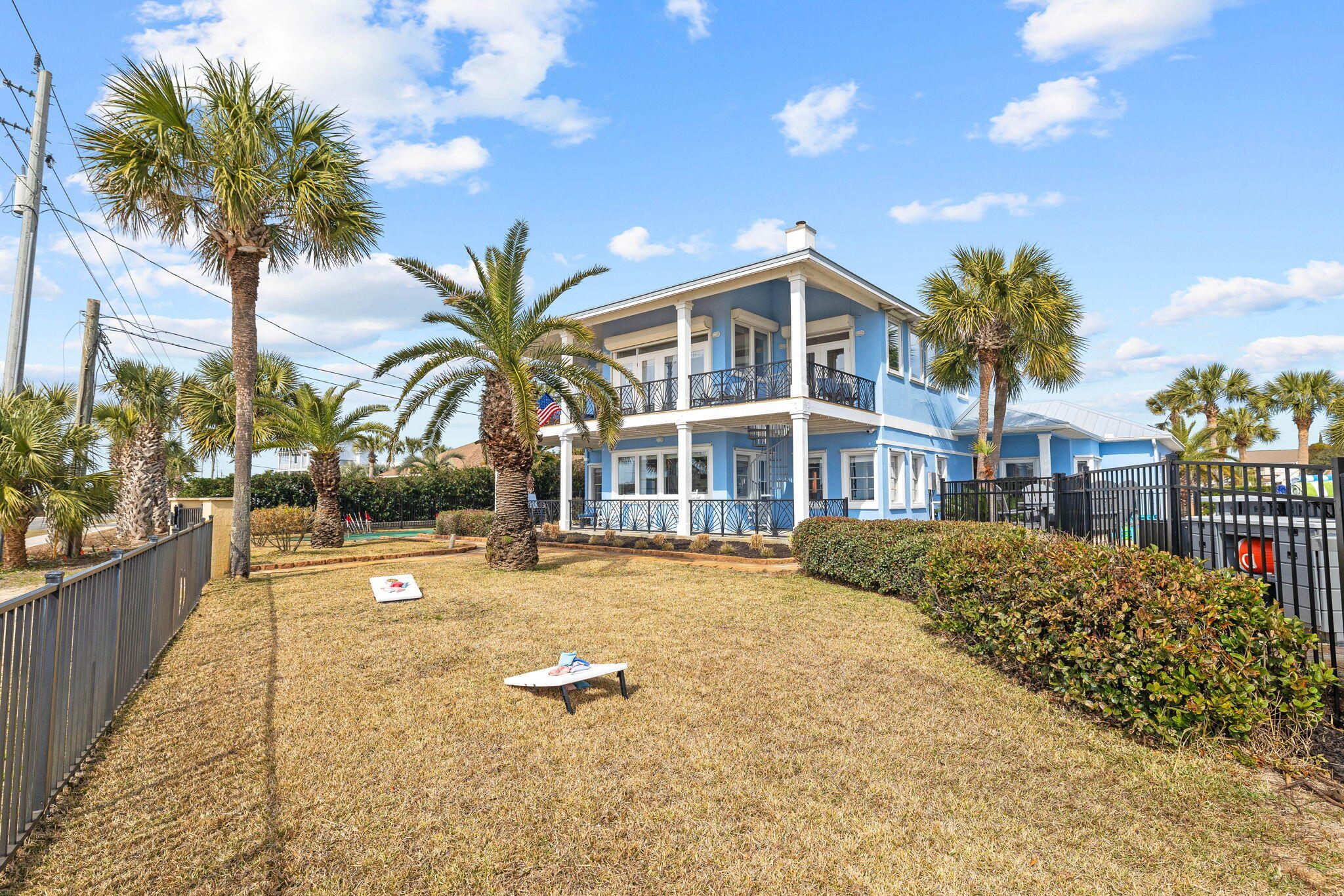 SANTA MONICA BEACH - Residential