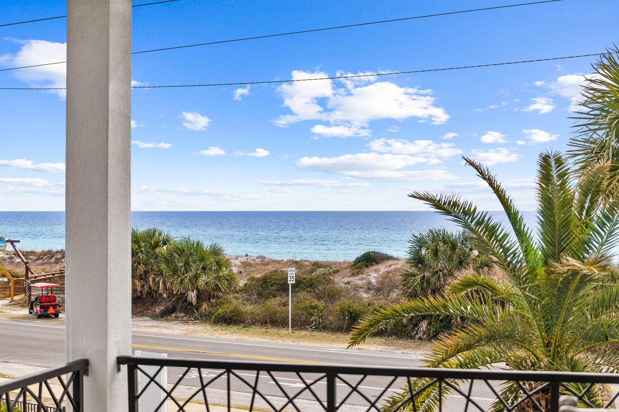 SANTA MONICA BEACH - Residential