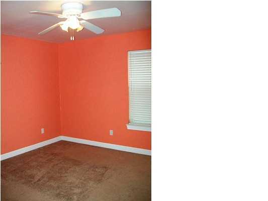 KISKA BEACH - Residential Lease