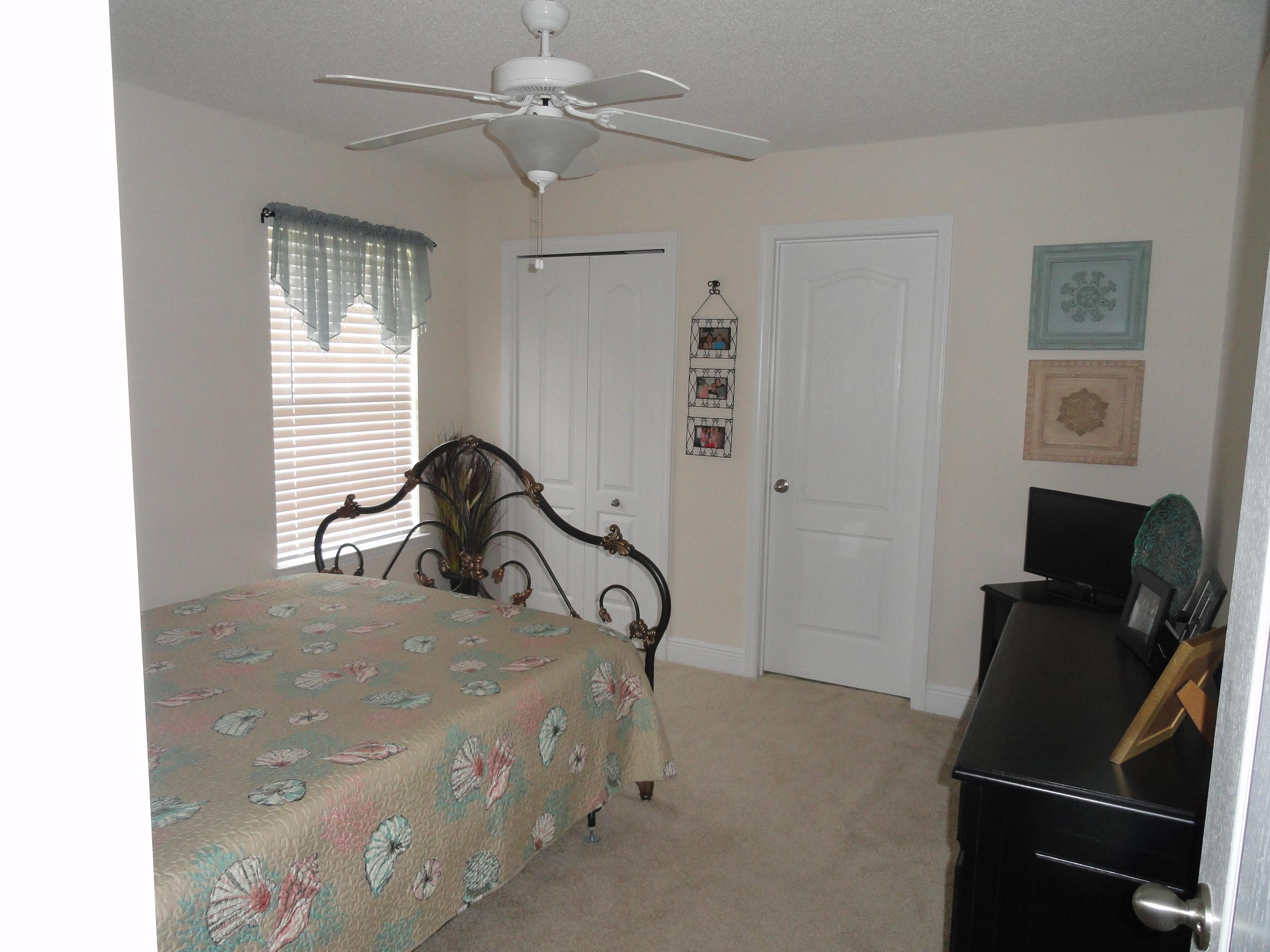 HOLEY BY THE SEA - Residential