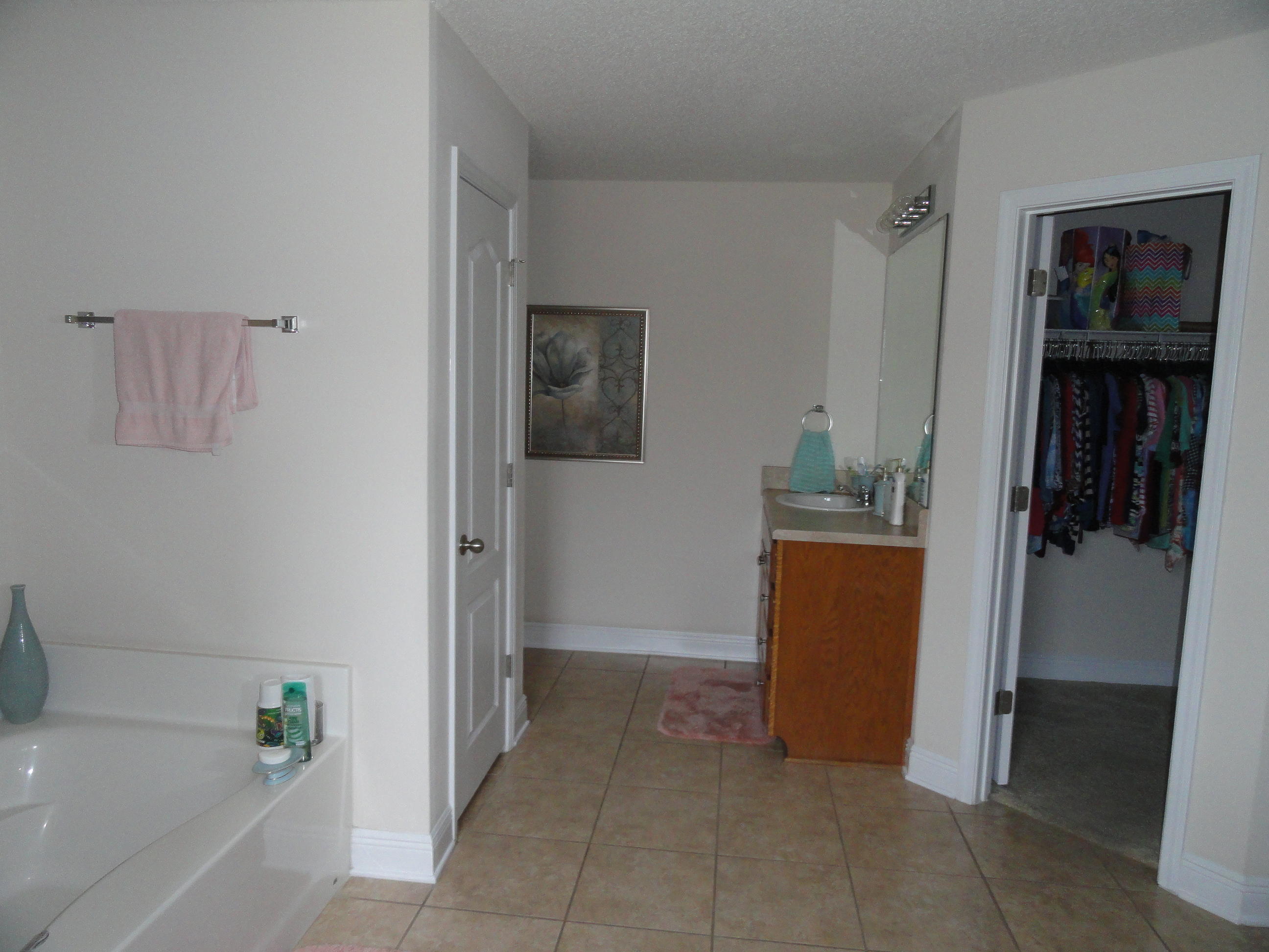 HOLEY BY THE SEA - Residential