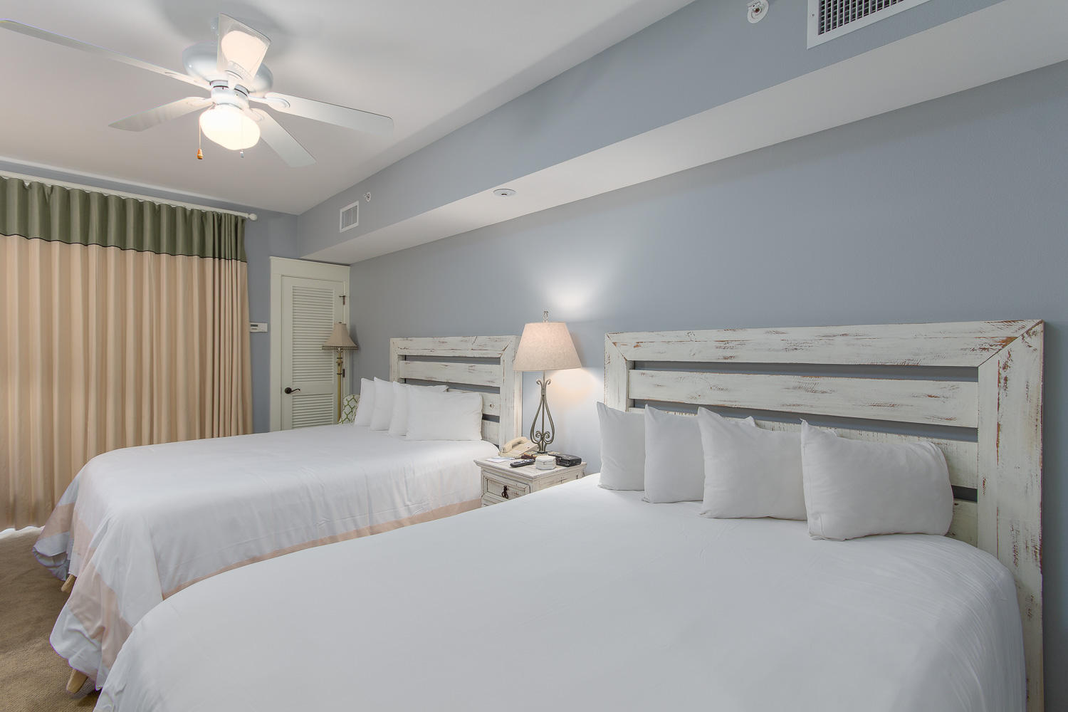 PILOT HOUSE - Residential Lease